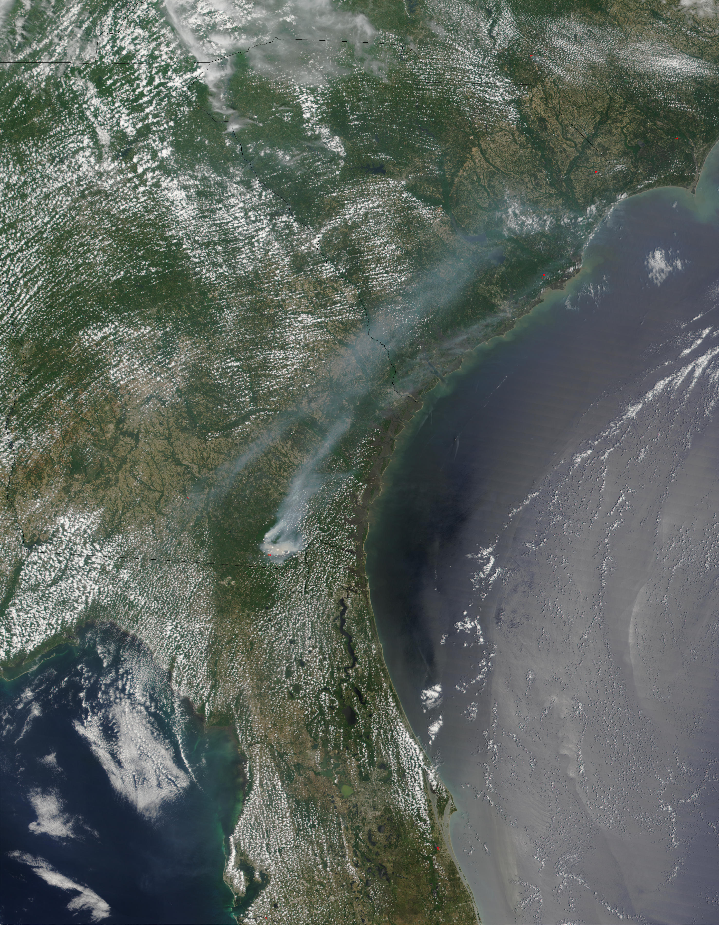 Smoke from the Blackjack Bay Complex fire, Georgia - related image preview