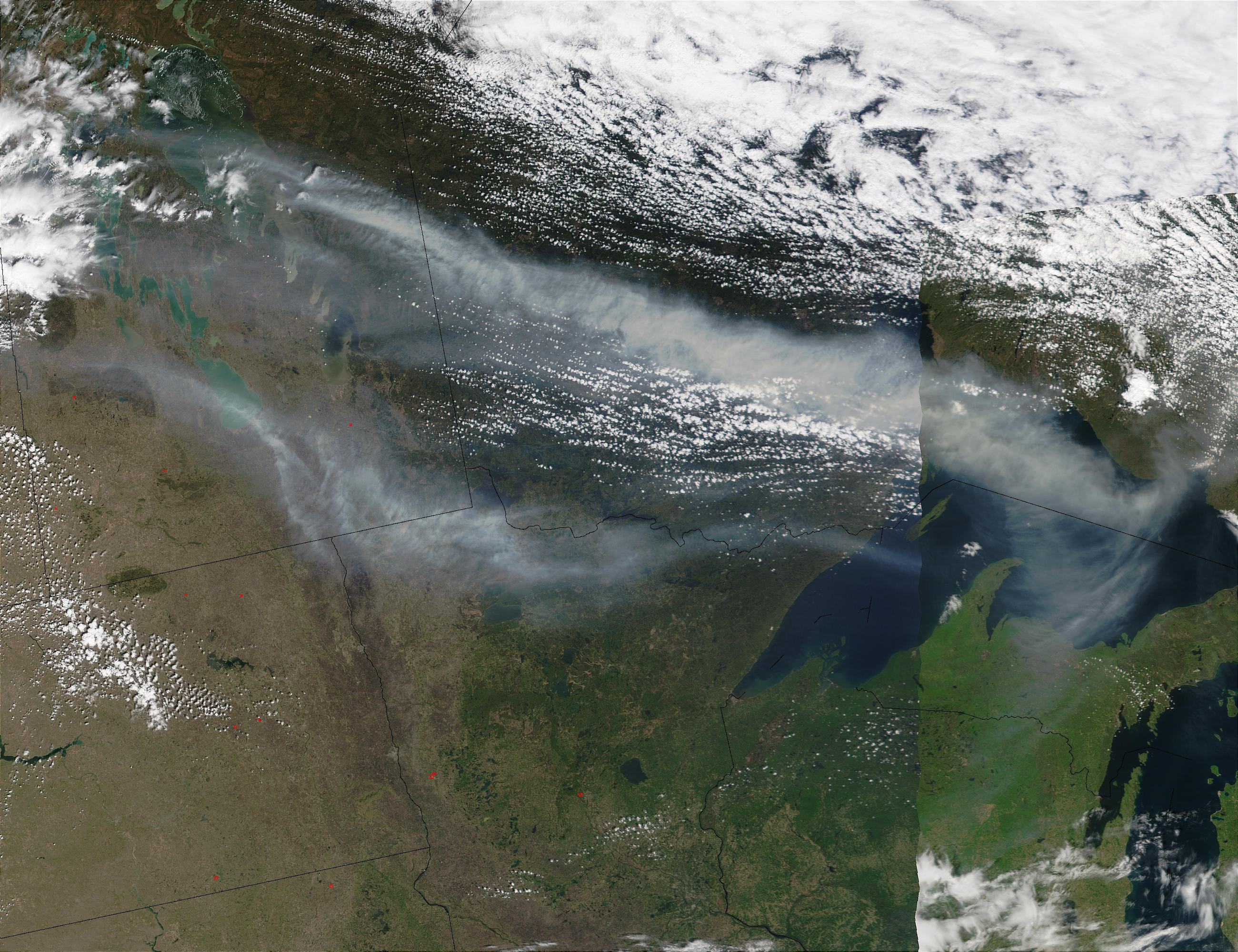 Smoke from fires in Alberta and Saskatchewan over Manitoba, Ontario, and Minnesota - related image preview