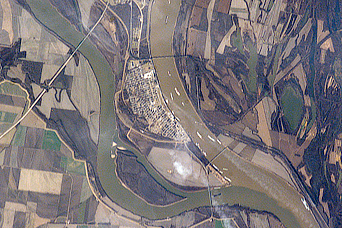 Confluence of Ohio and Mississippi Rivers at Cairo, IL - related image preview