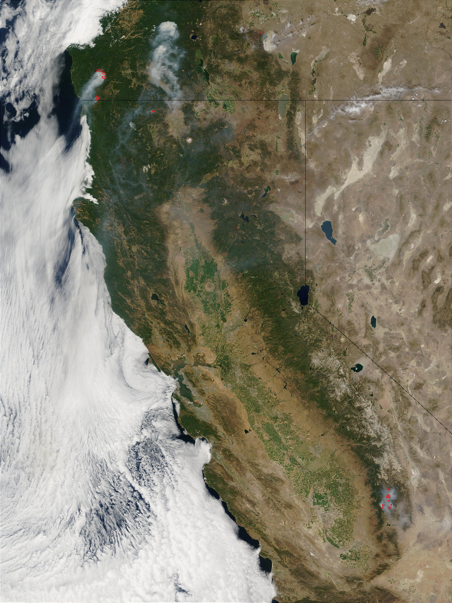 Fires and smoke in California and Oregon - related image preview