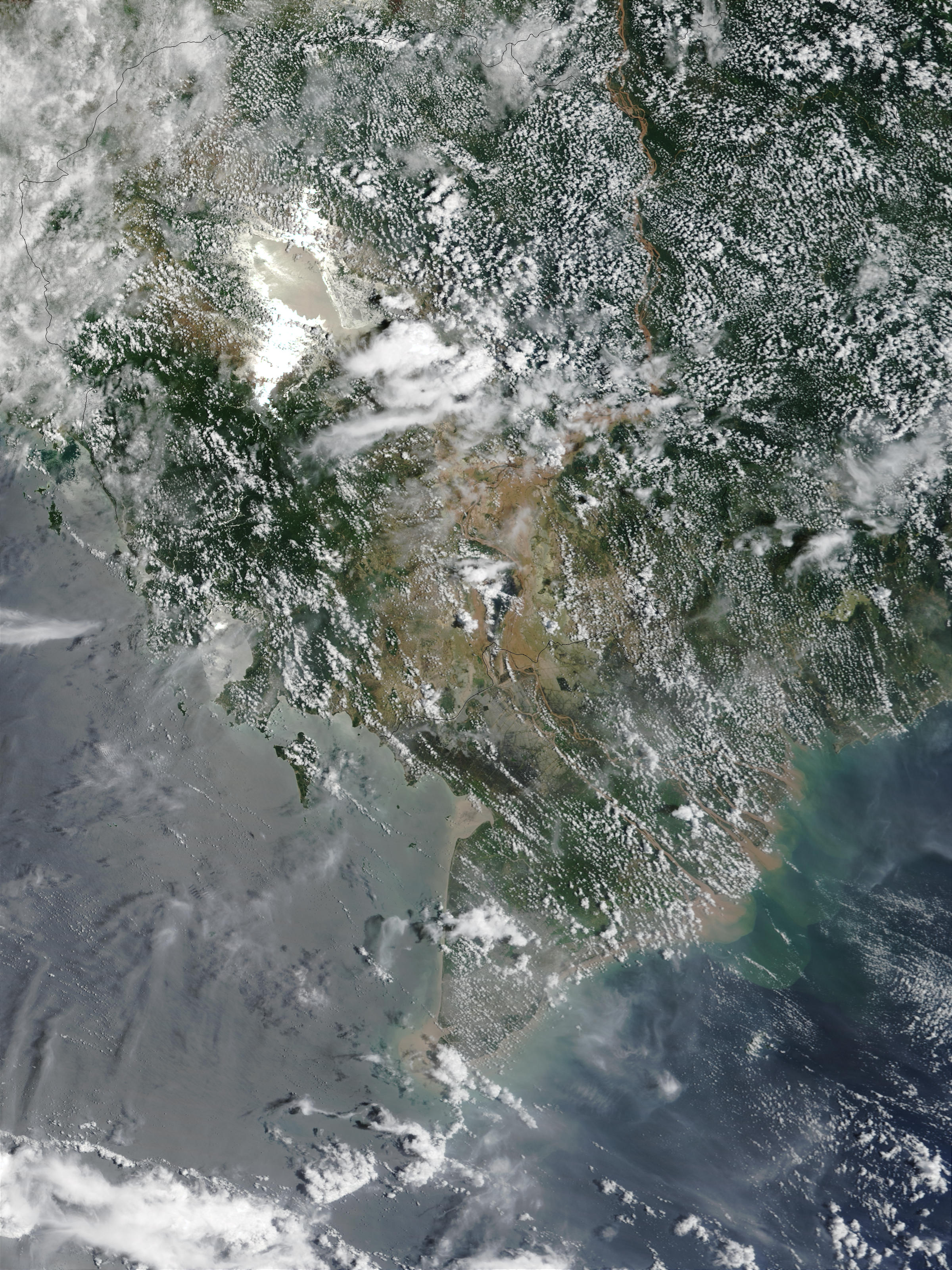 Flooding of the Mekong in Cambodia and Vietnam - related image preview