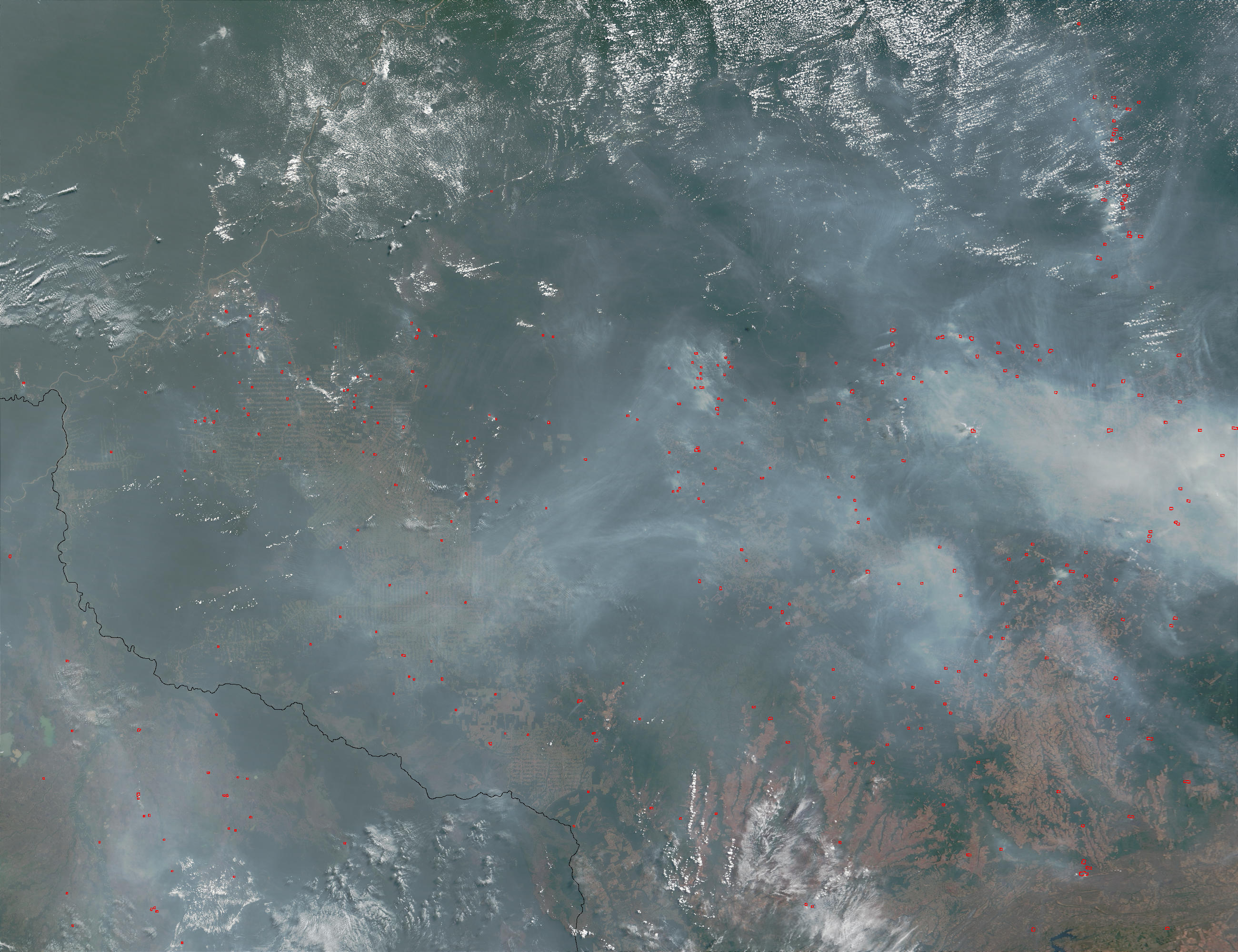 Fires and smoke in Mato Grosso and Rondonia, Brazil - related image preview