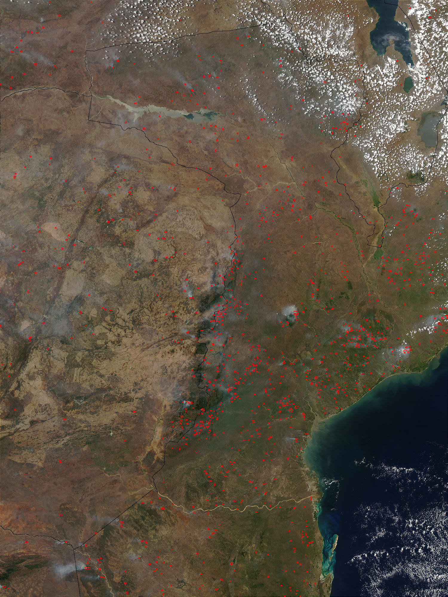 Fires in Mozambique and Zimbabwe - related image preview