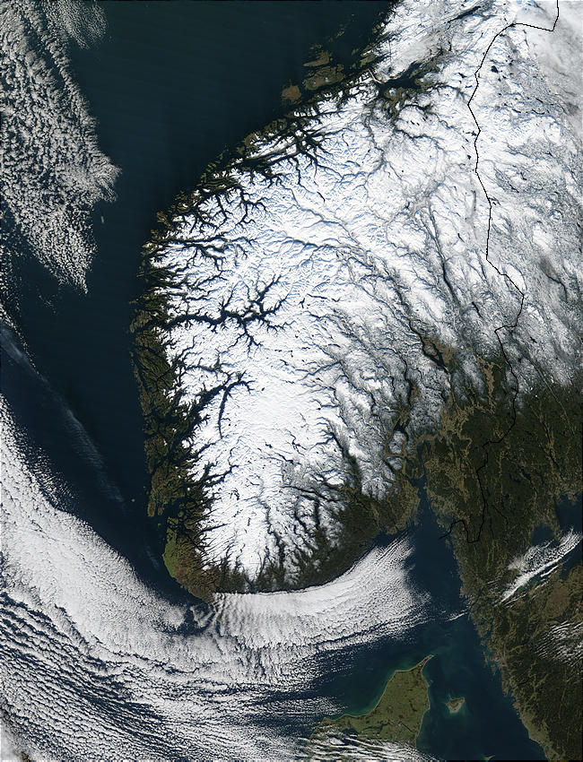 Norway.A2002306.1055.1km.jpg