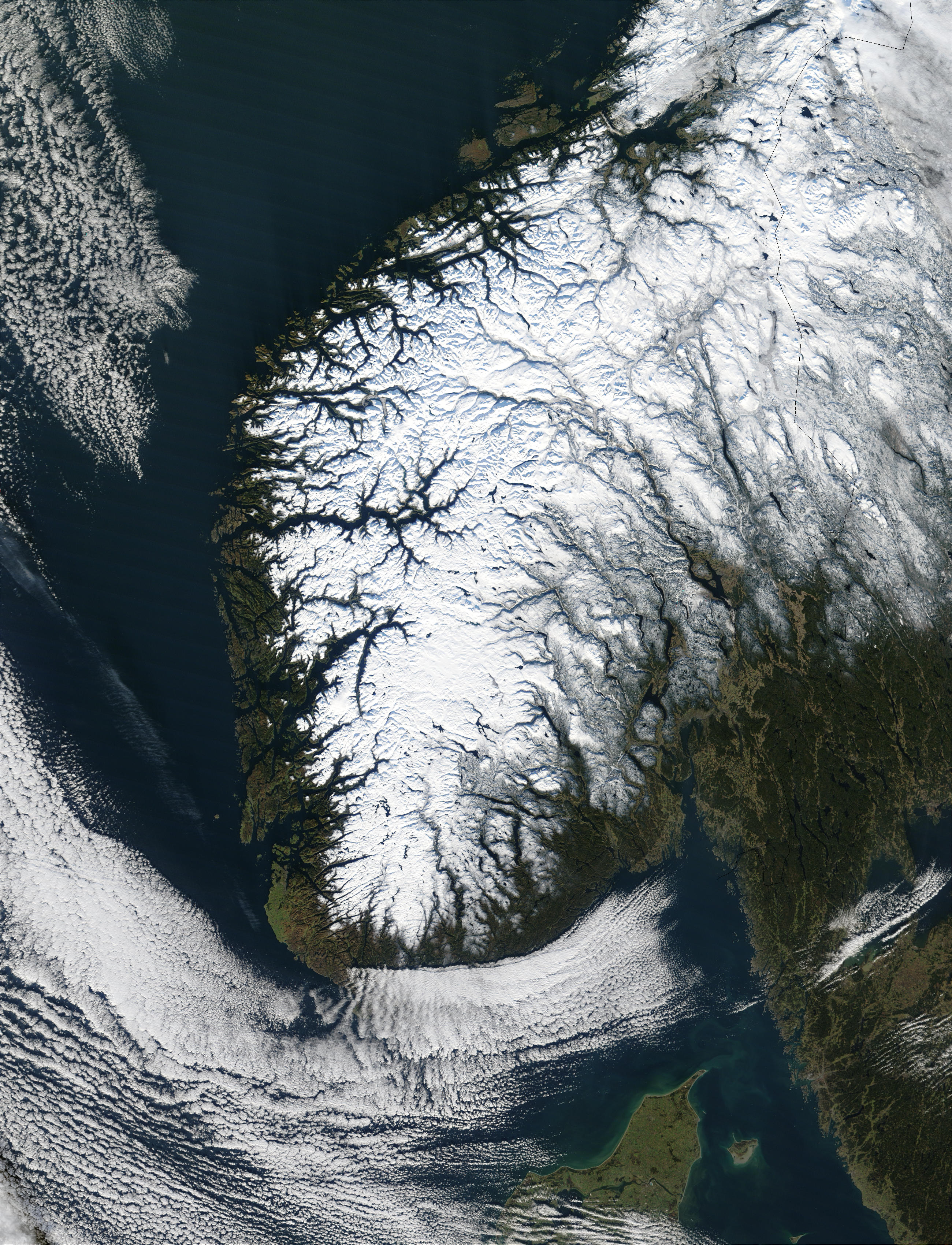 Snow in southern Norway - related image preview