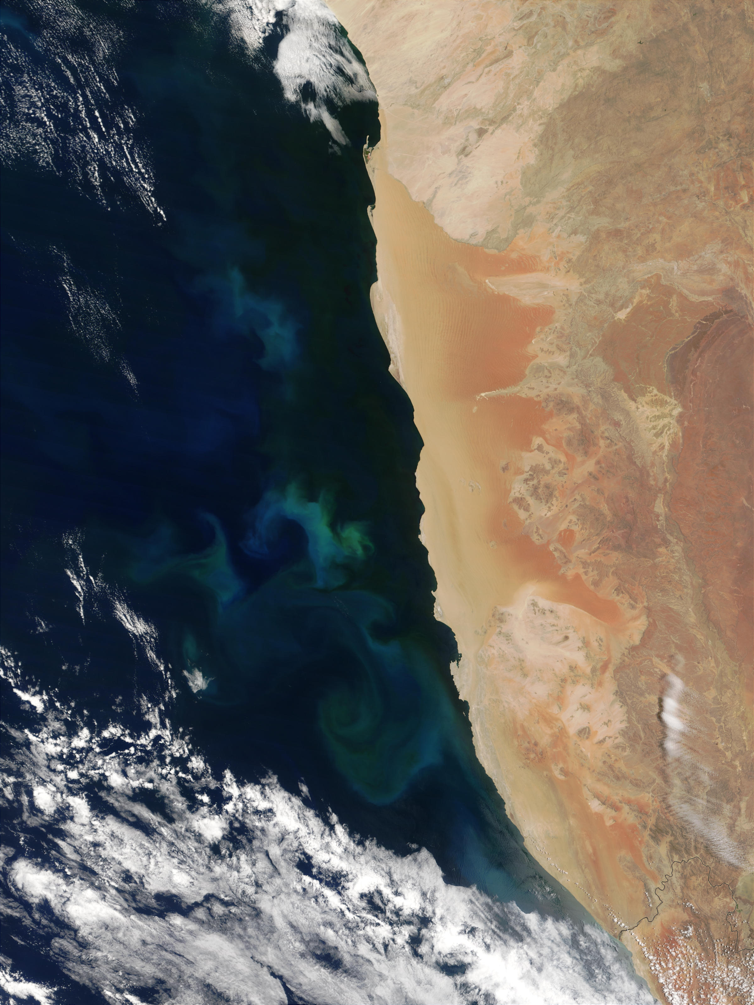 Sulfur plumes off Namibia - related image preview