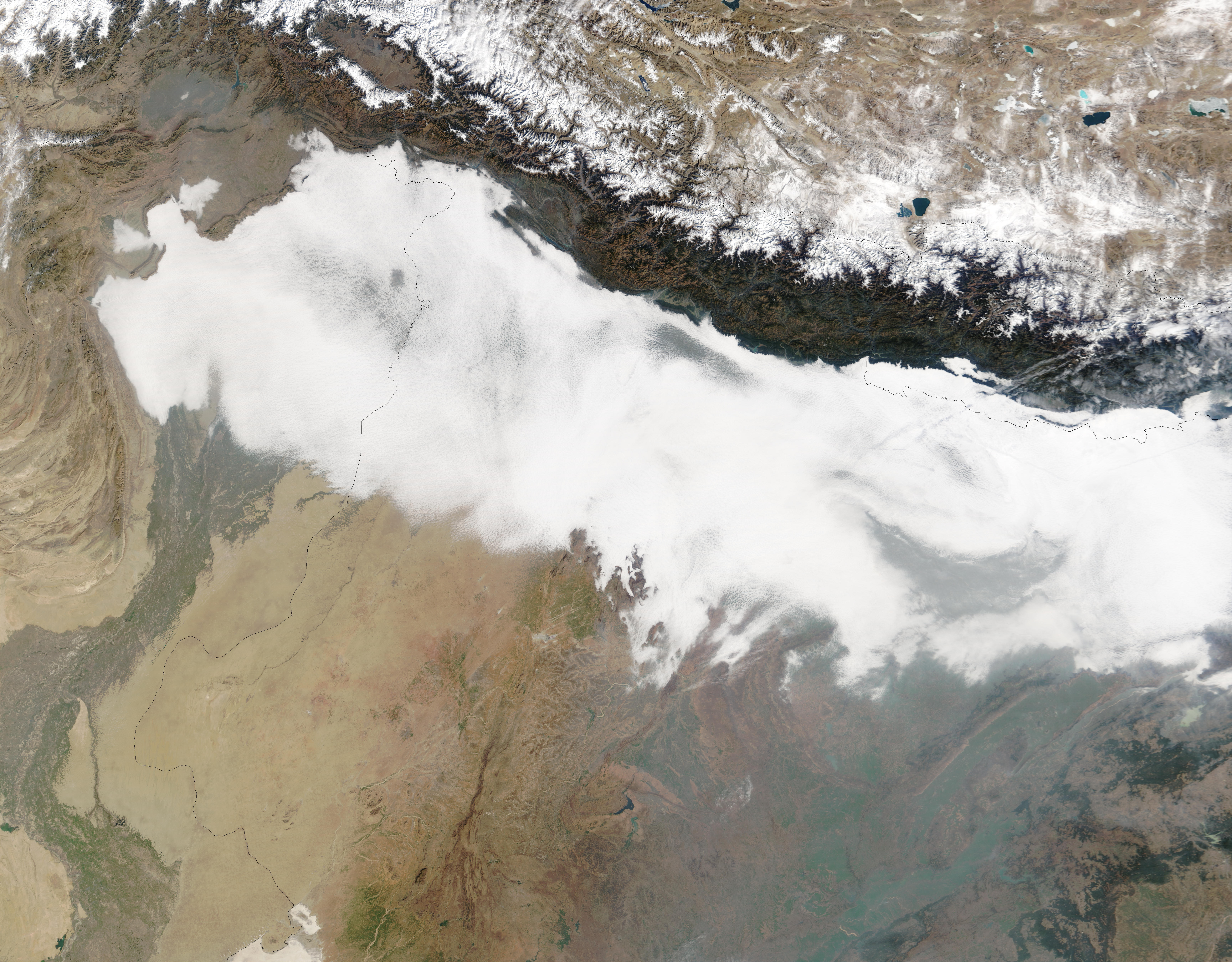 Haze and smog in Northern India and Pakistan - related image preview