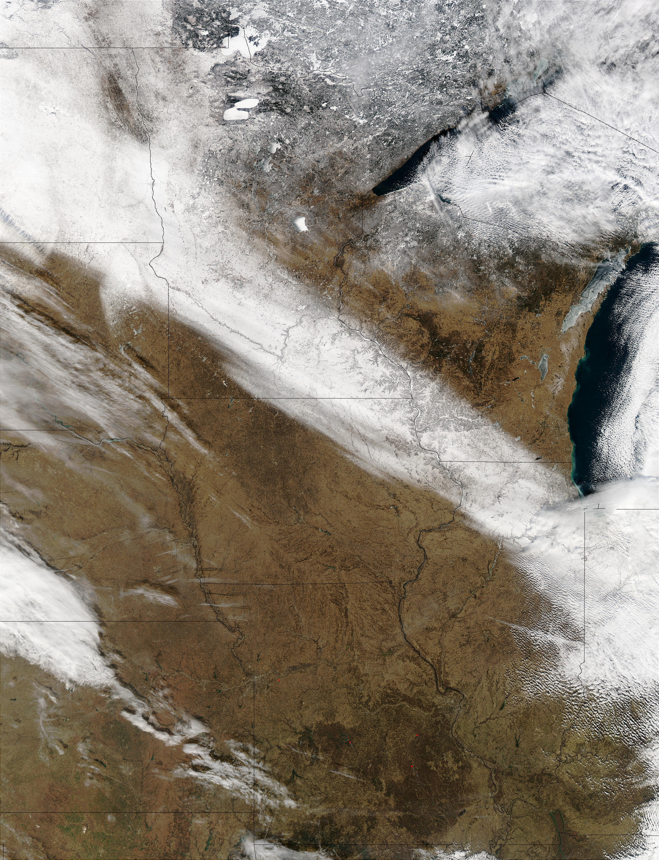 Snow trail across North Central United States - related image preview