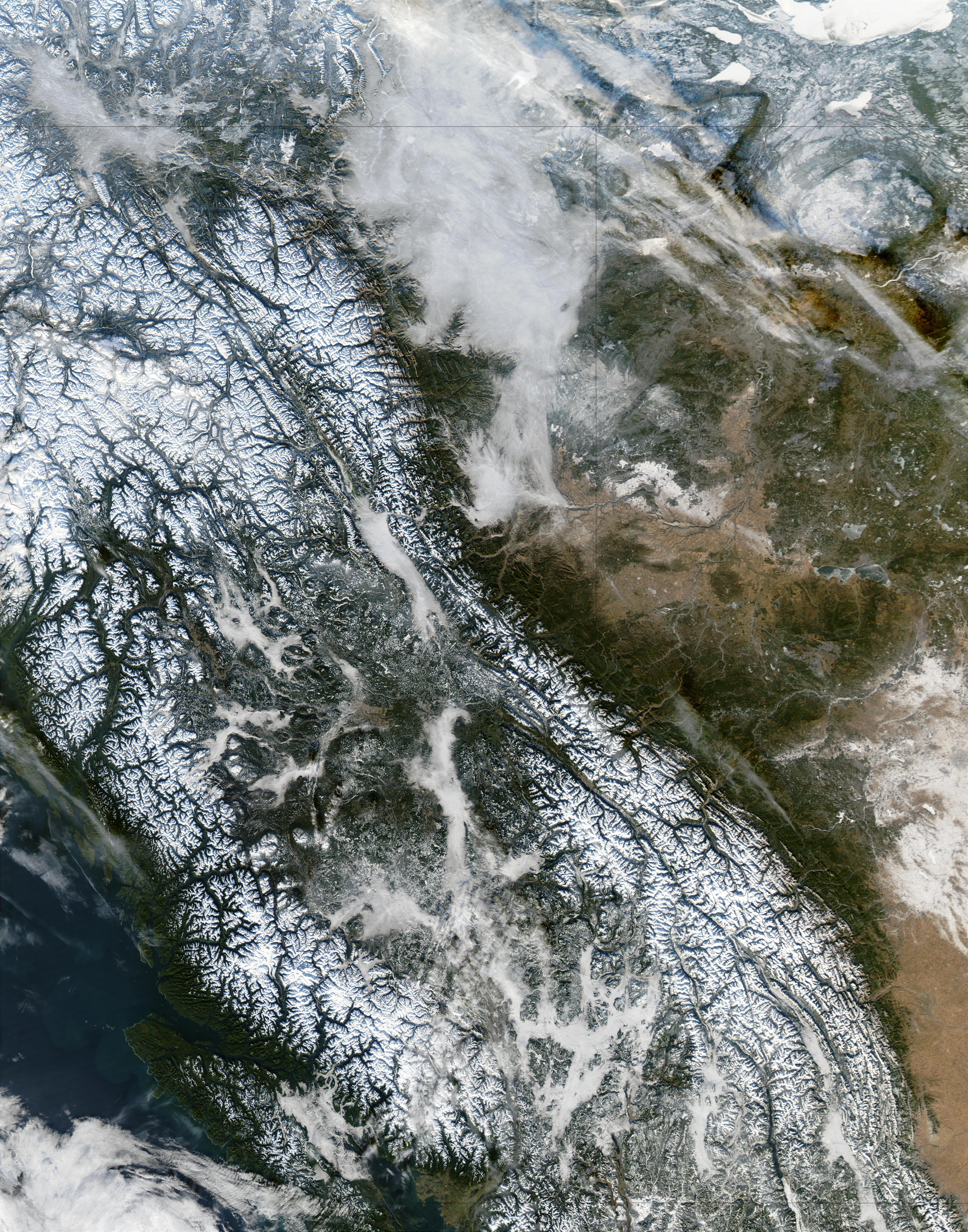 Fog and snow in British Columbia, Canada - related image preview