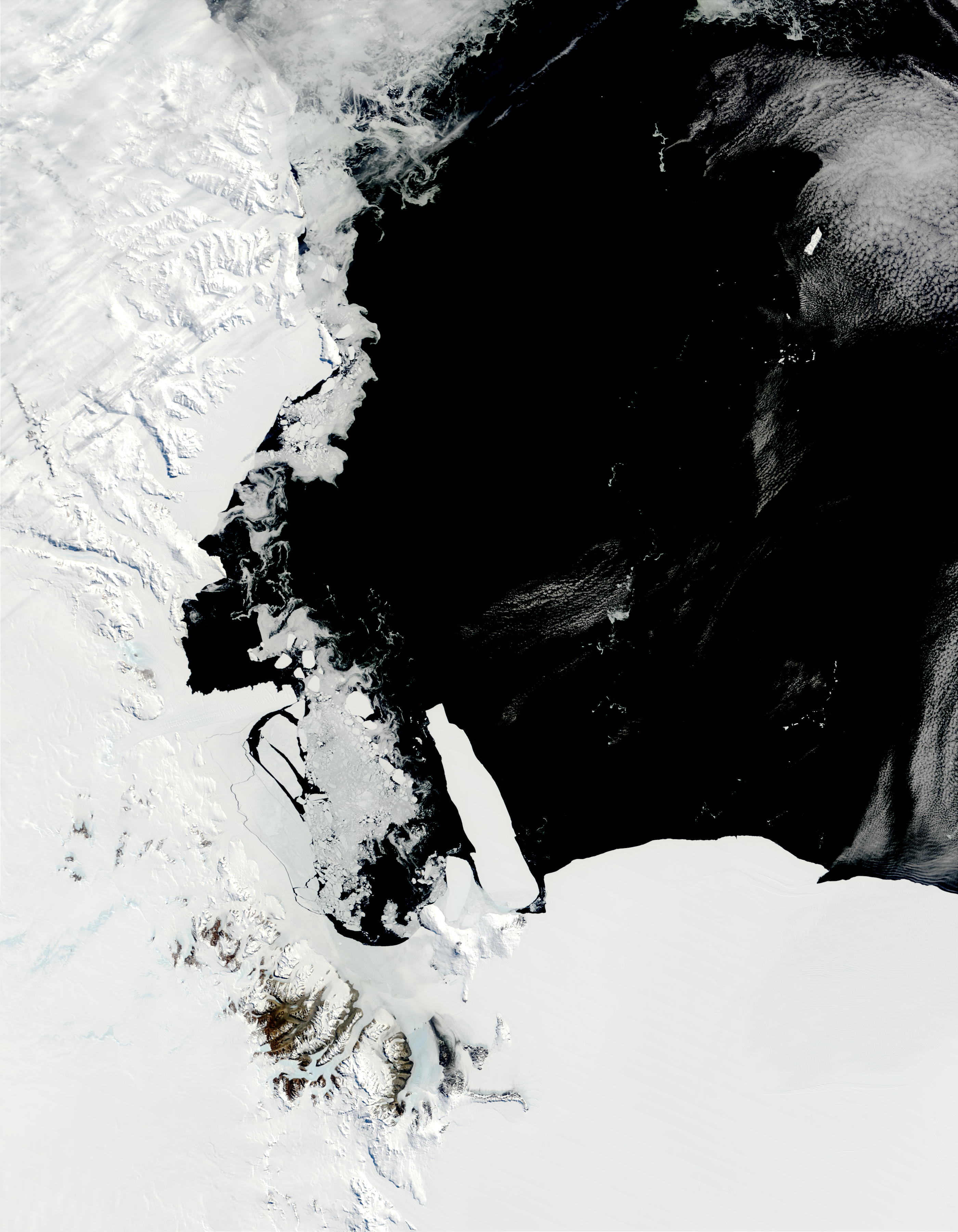 B-15A iceberg in the Ross Sea, Antarctica - related image preview