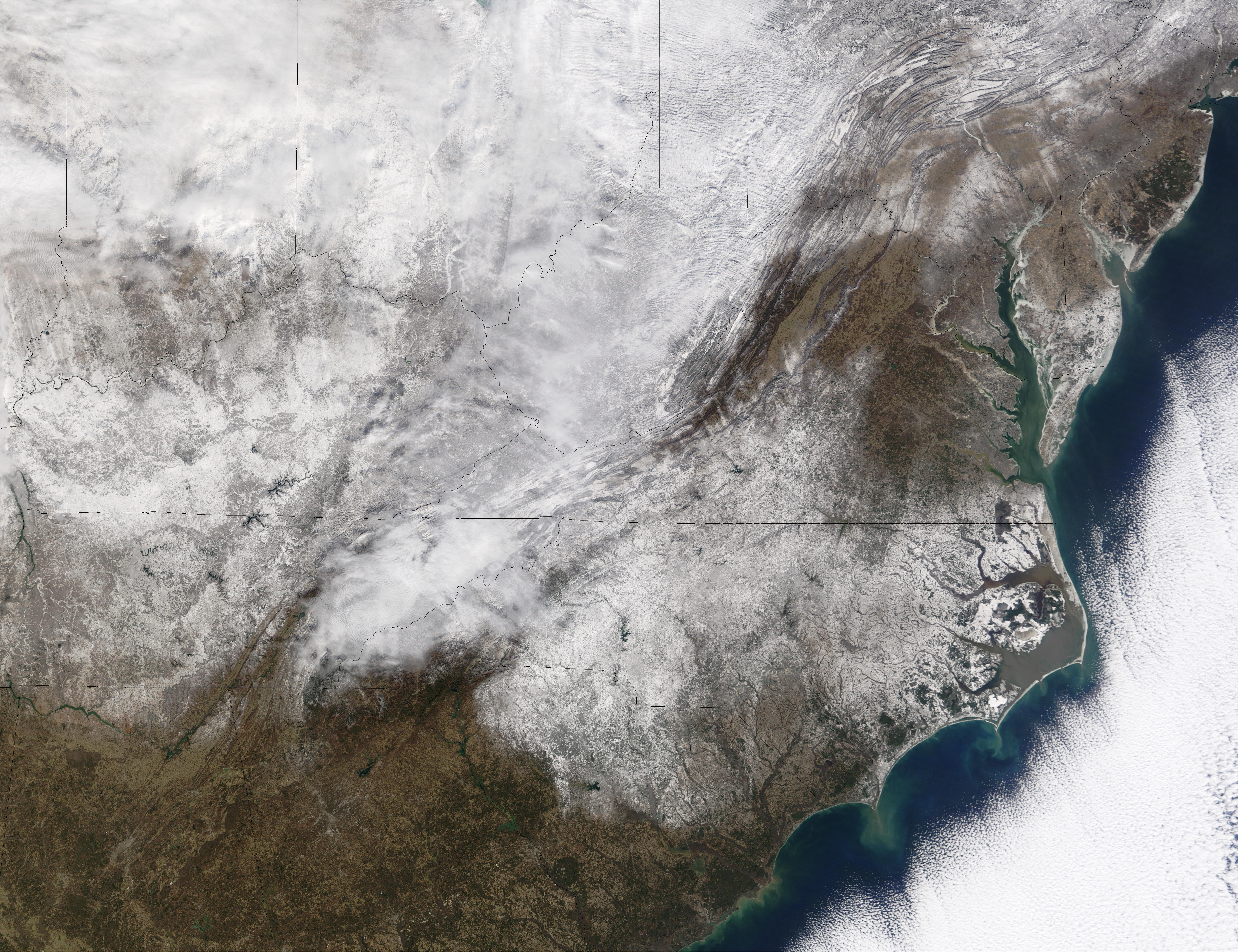 Snow in Eastern United States - related image preview