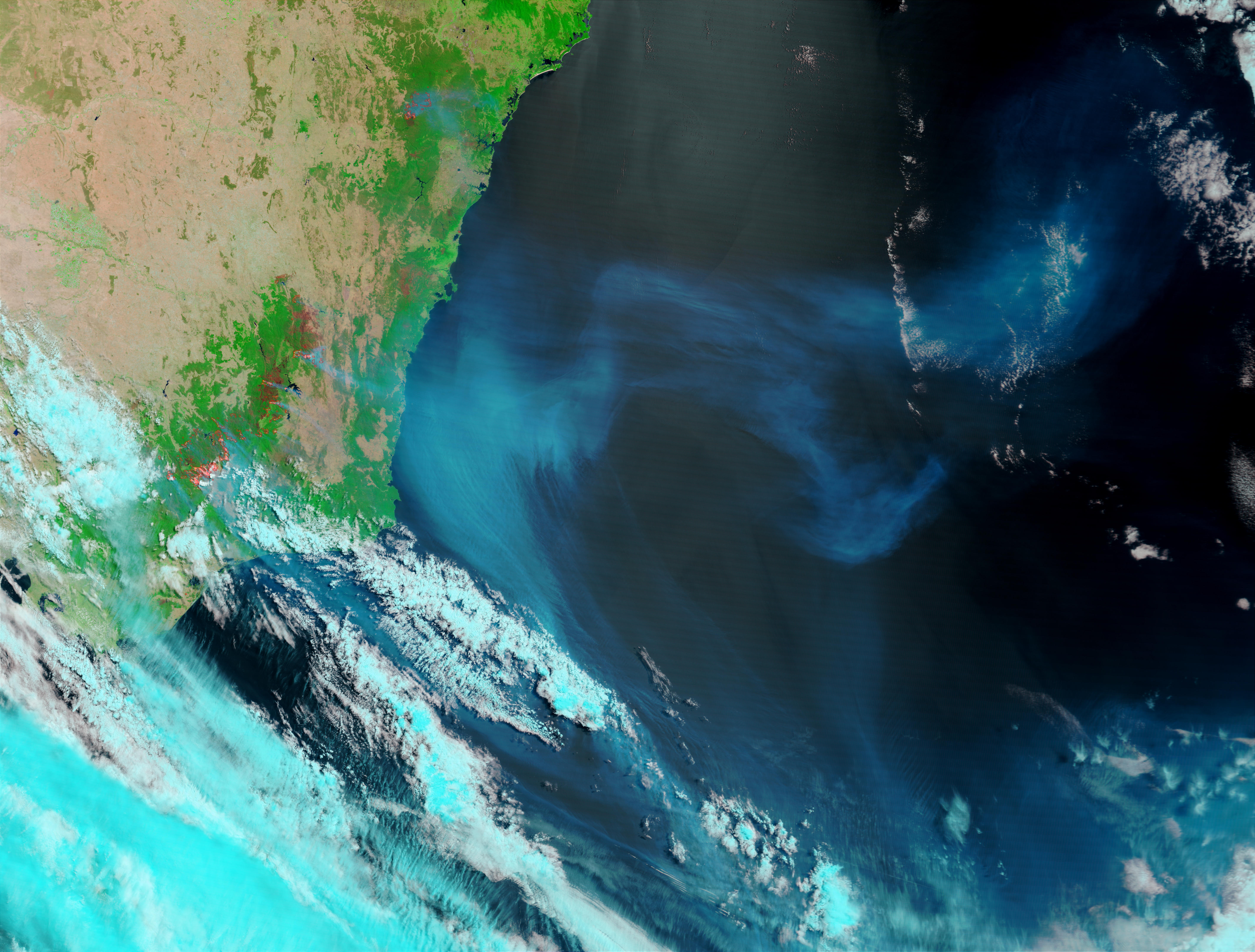 Fires and smoke in Southeast Australia - related image preview