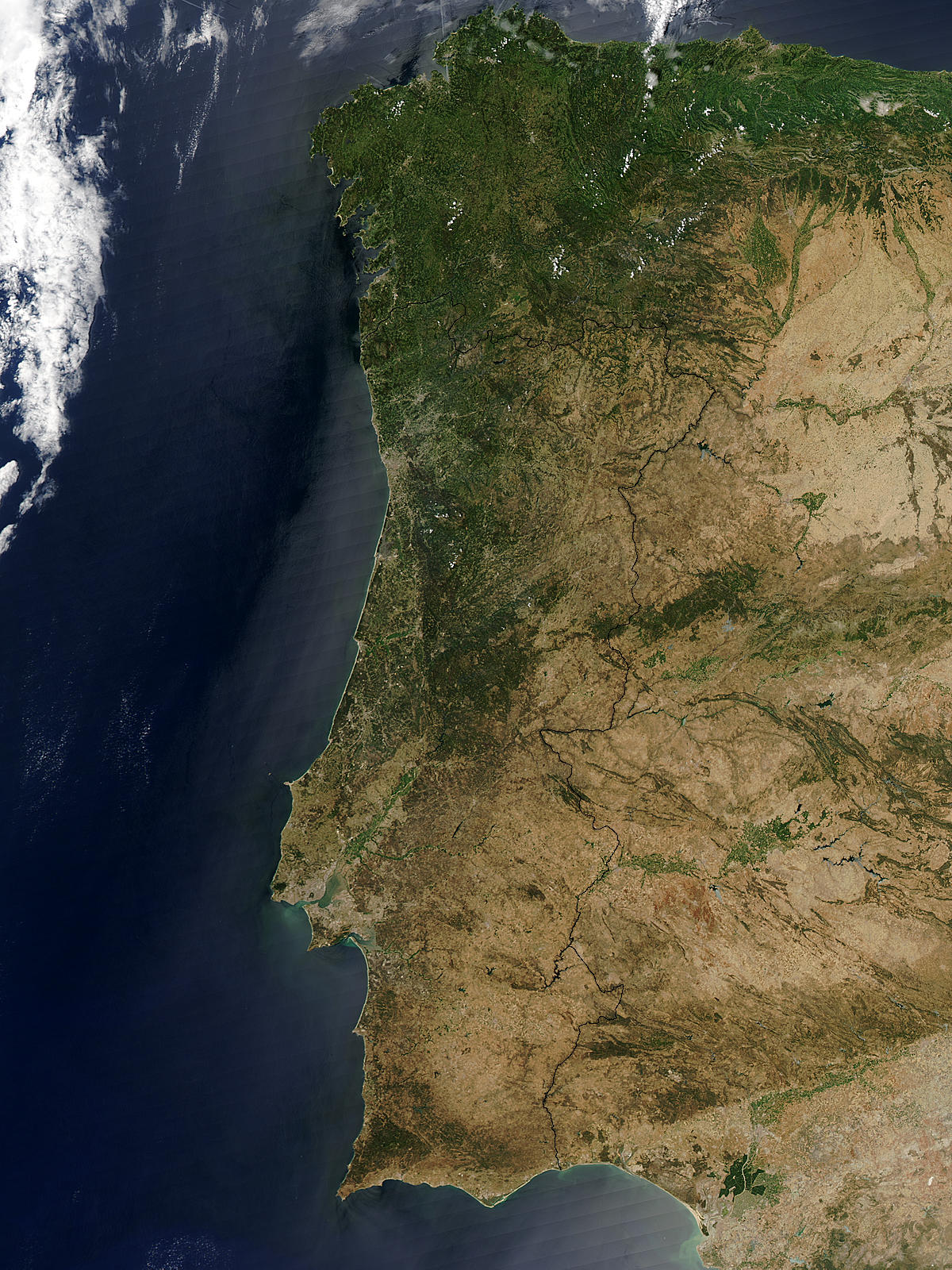 Portugal (before fires) - related image preview