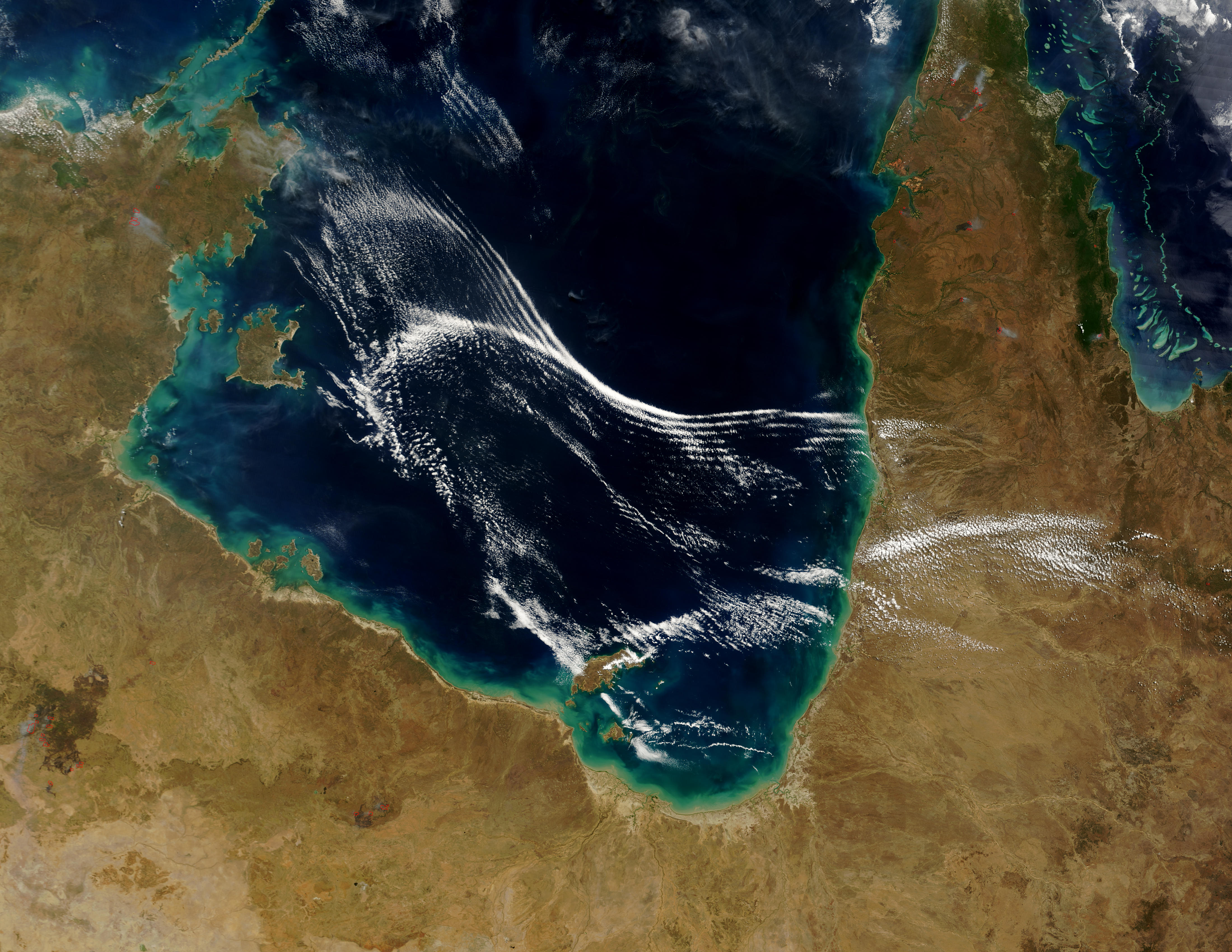 Wave clouds in the Gulf of Carpentaria, Australia - related image preview