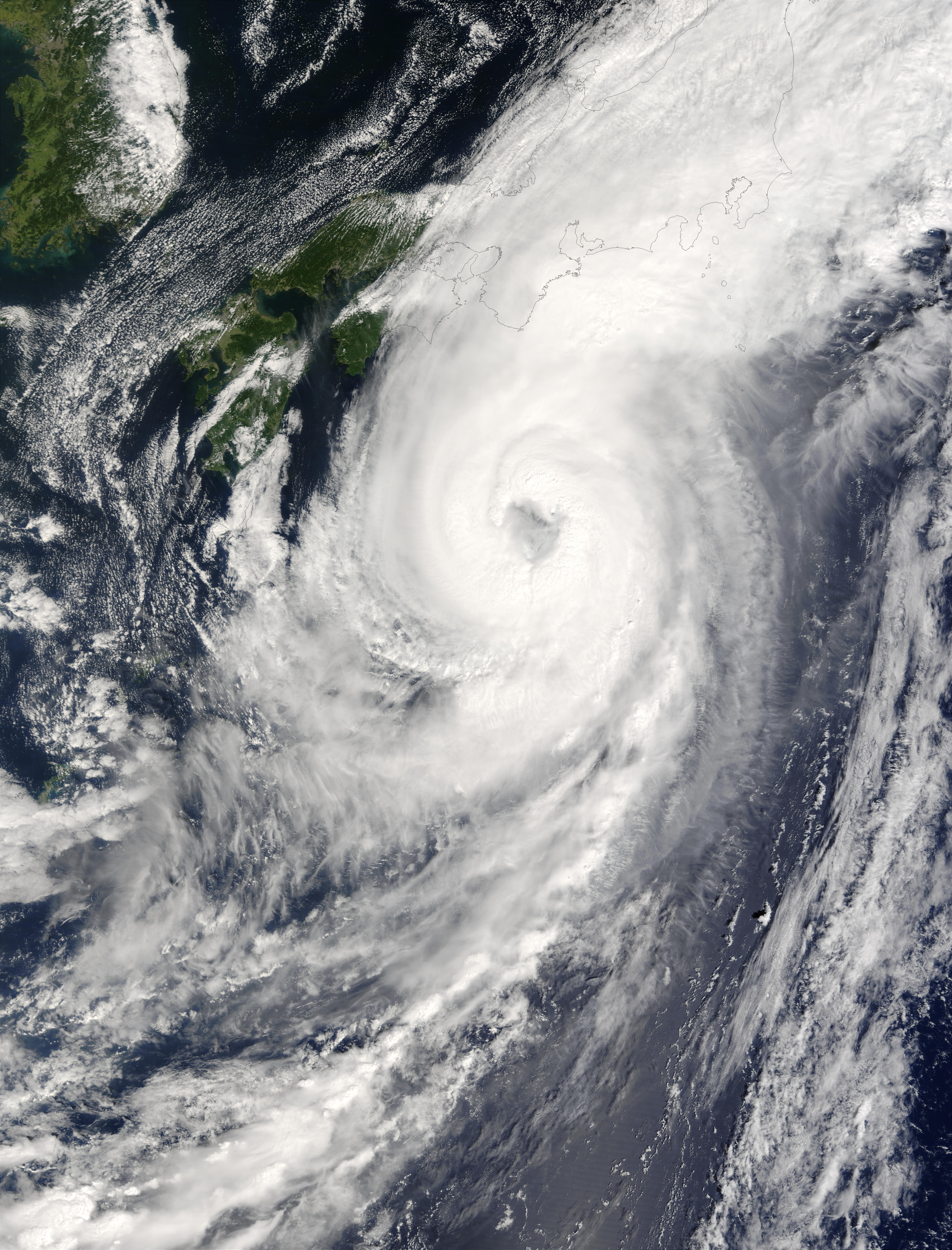 Typhoon Choi-Wan approaching Japan - related image preview