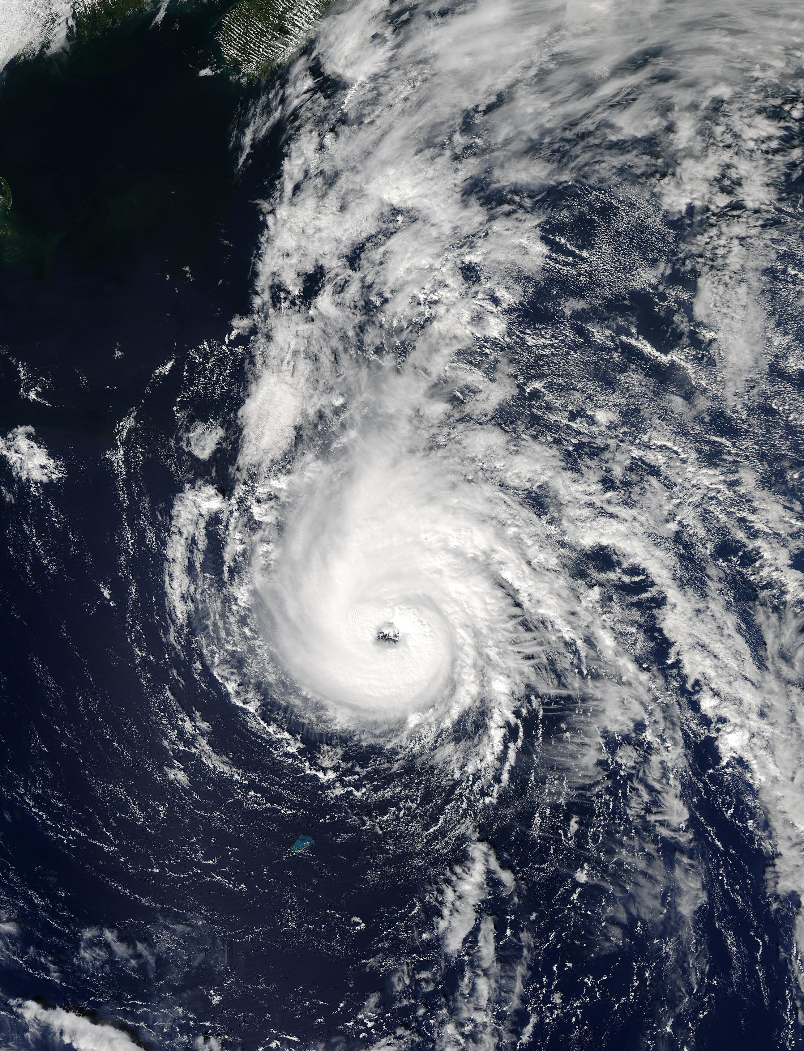 Hurricane Juan north of Bermuda - related image preview