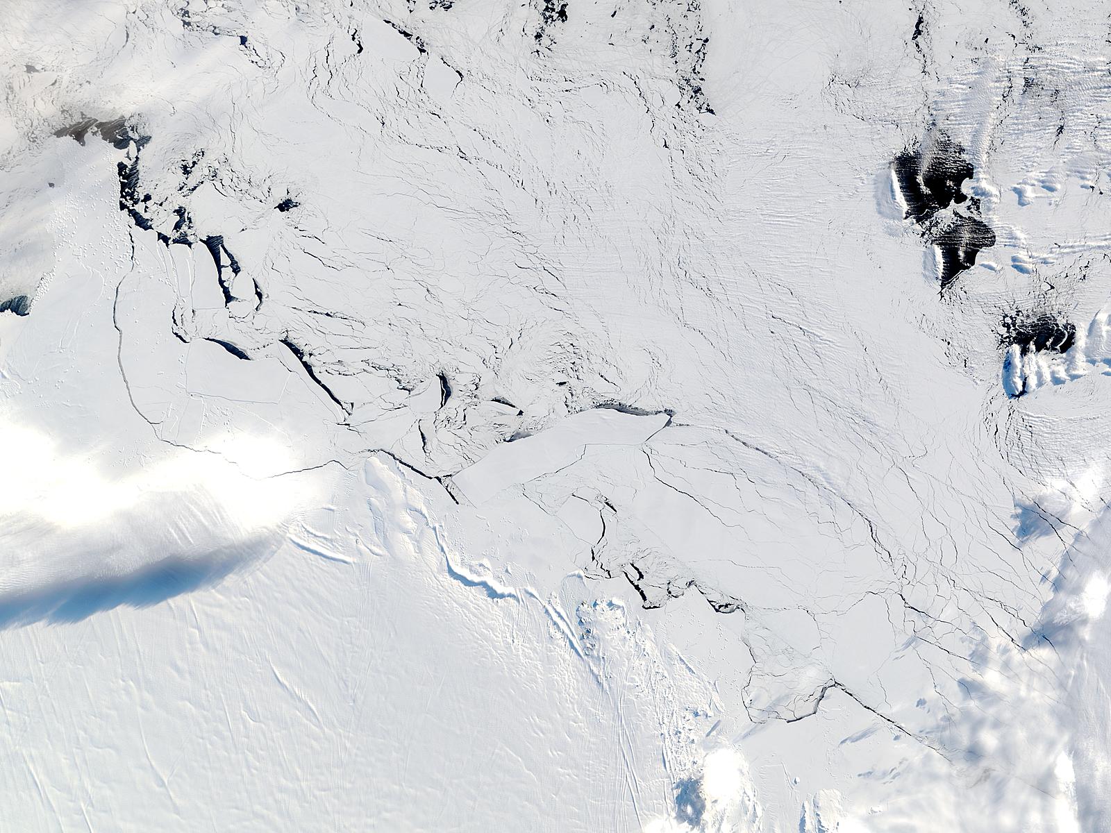 C-19 icebergs trapped in the ice off Mawson Peninsula, Antarctica - related image preview