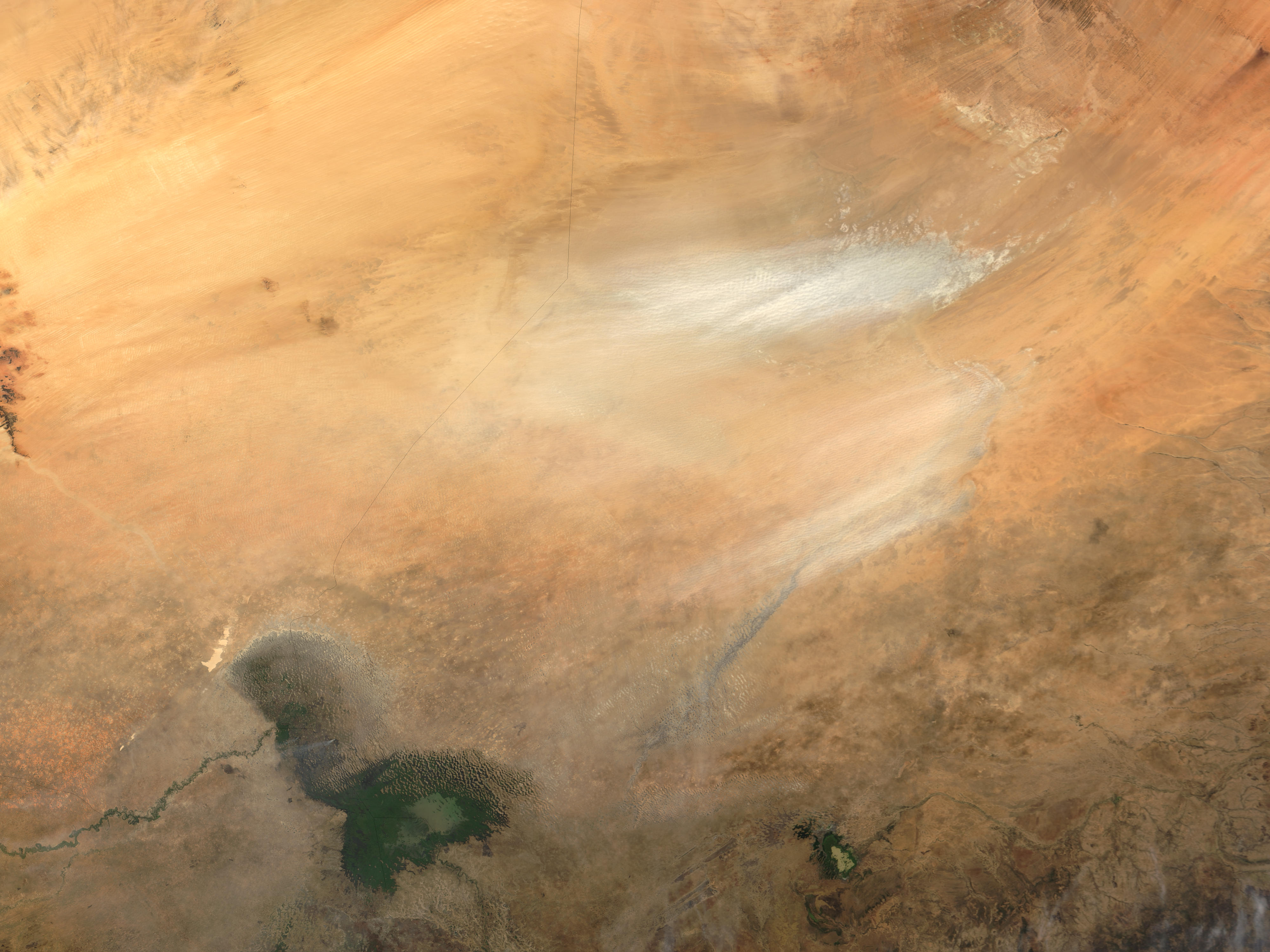 Dust storm in the Bodele depression, Chad - related image preview