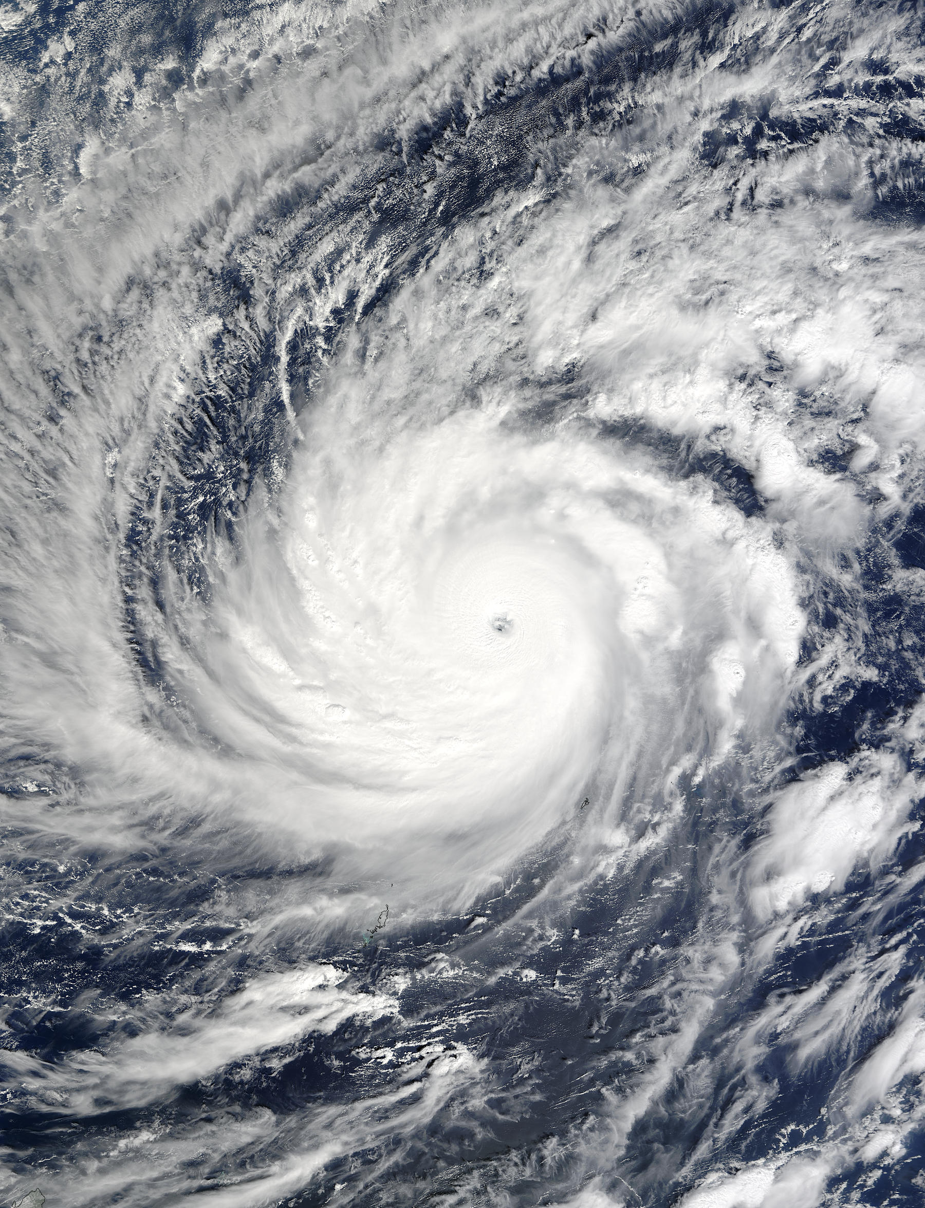 Super Typhoon Lupit (26W) west of the Philippine Islands - related image preview