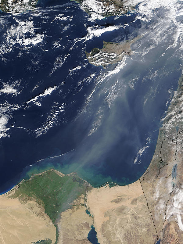 Smoke across the eastern Mediterranean Sea - related image preview