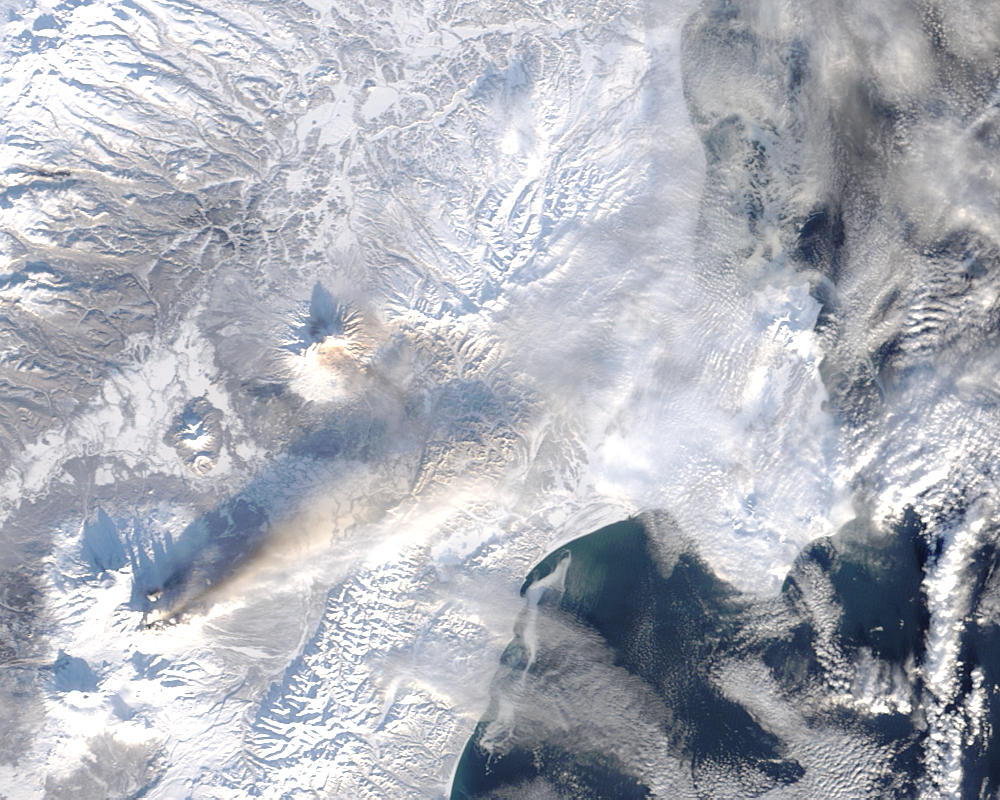 Ash plumes on Kamchatka Peninsula, eastern Russia - related image preview