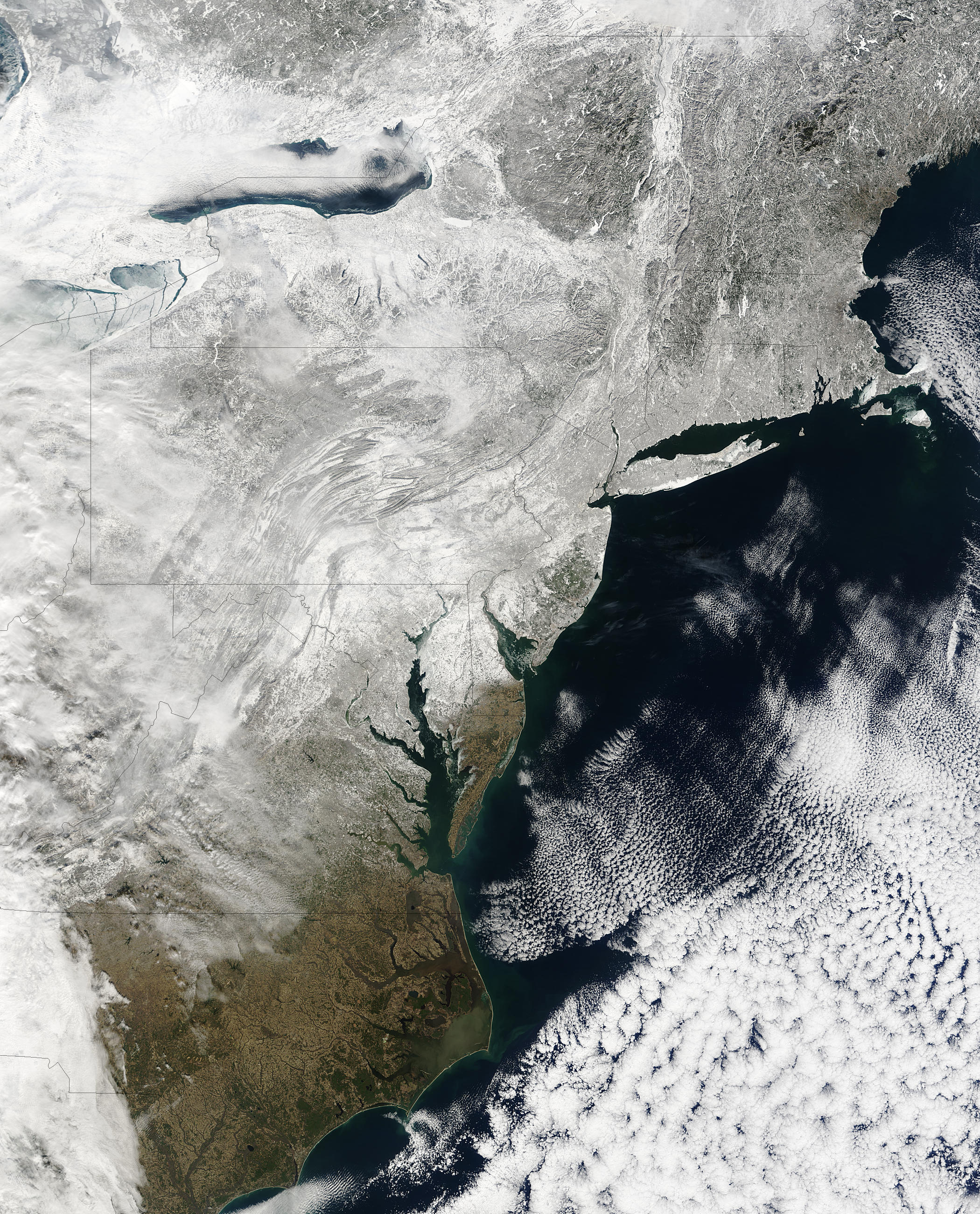 Snow across the Mid-Atlantic United States