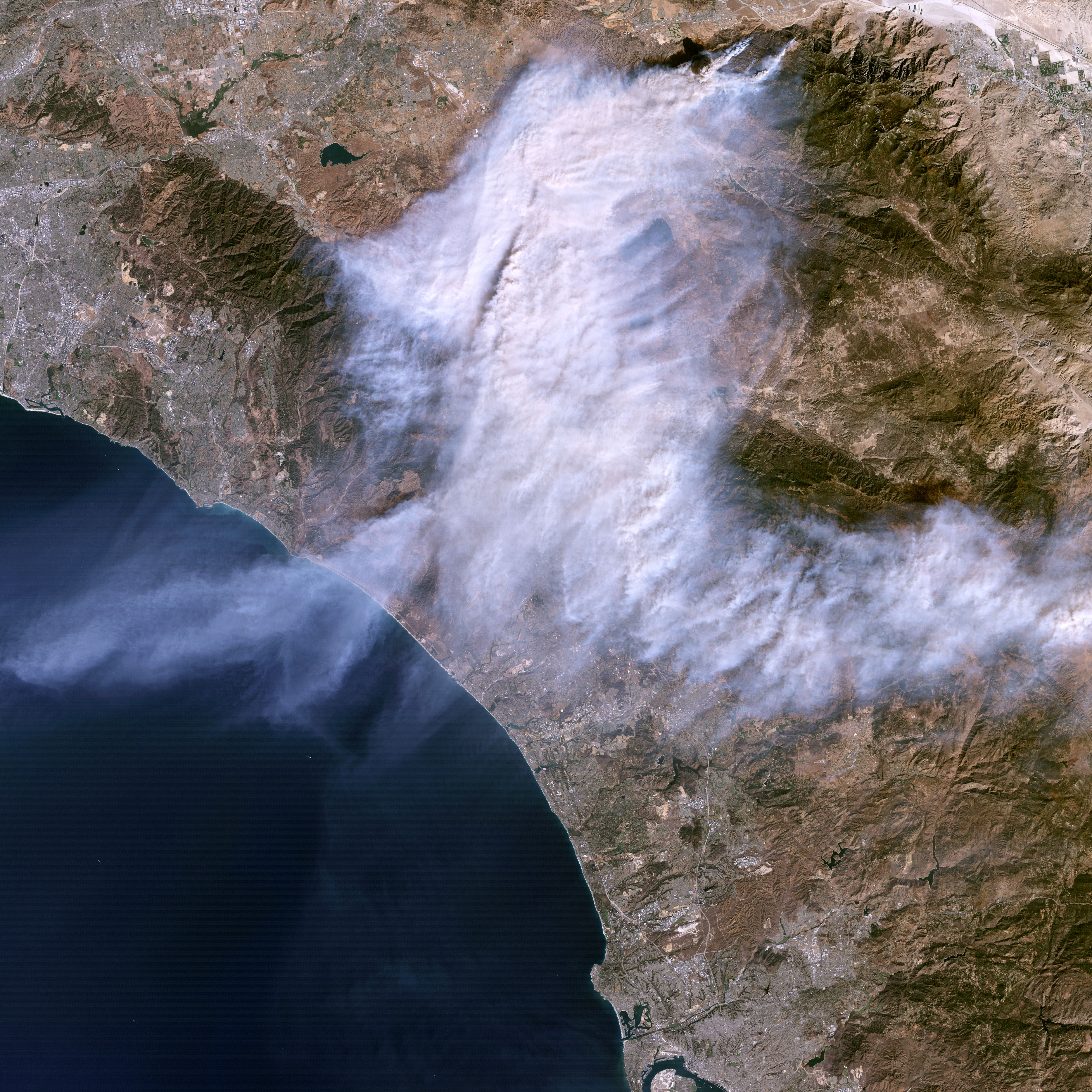 Esperanza Fire in California - related image preview