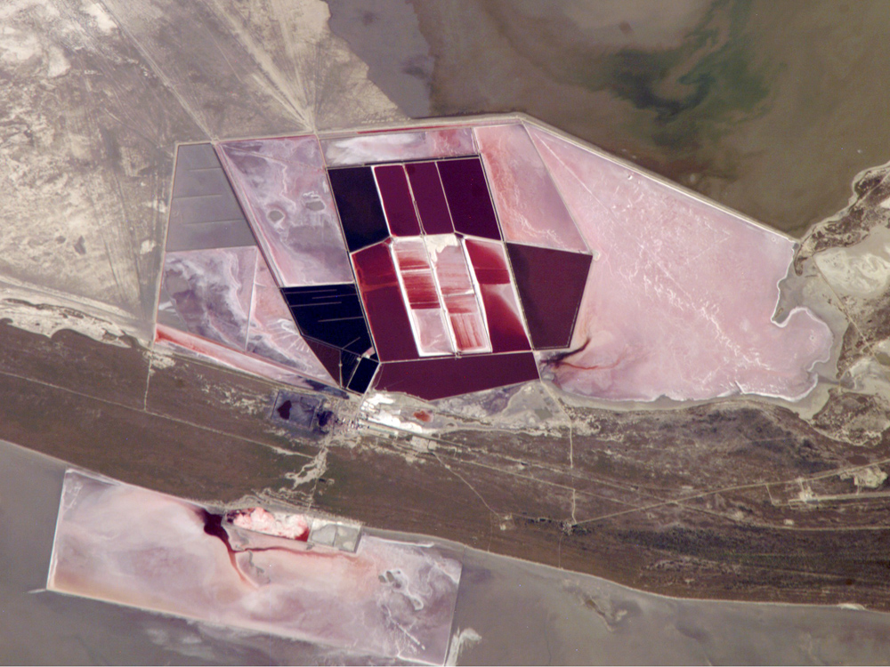Salt Ponds, Botswana - related image preview