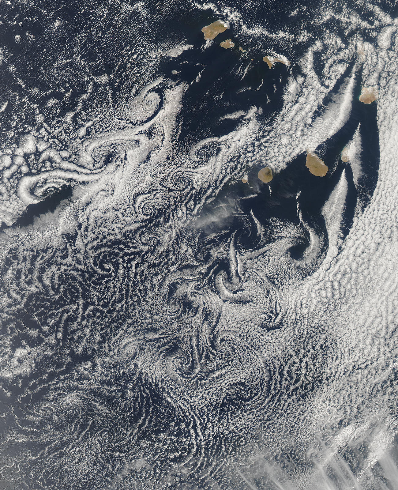 Cloud vortex streets off the Cape Verde Islands - related image preview