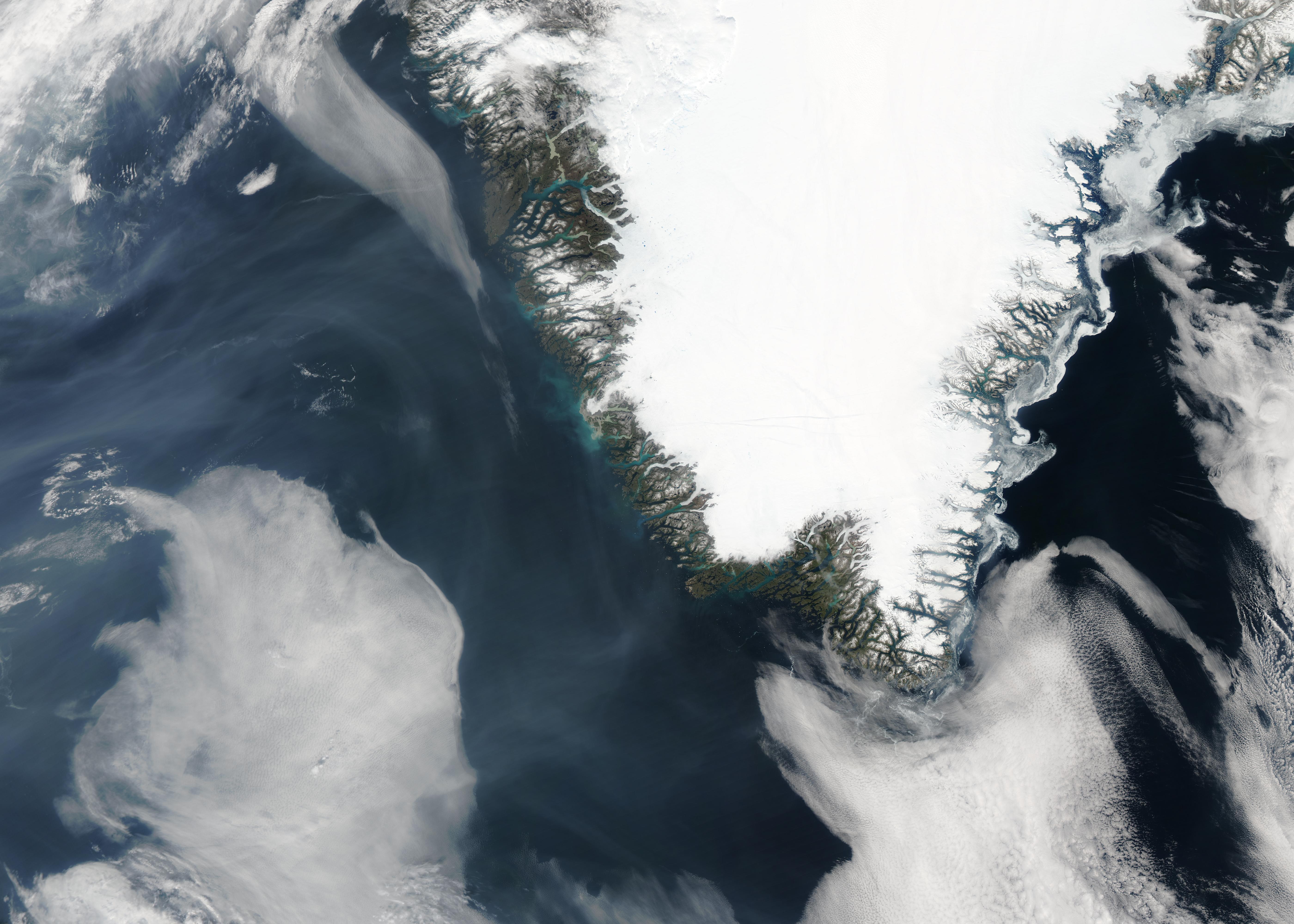 Smoke from Alaskan fires off Greenland - related image preview