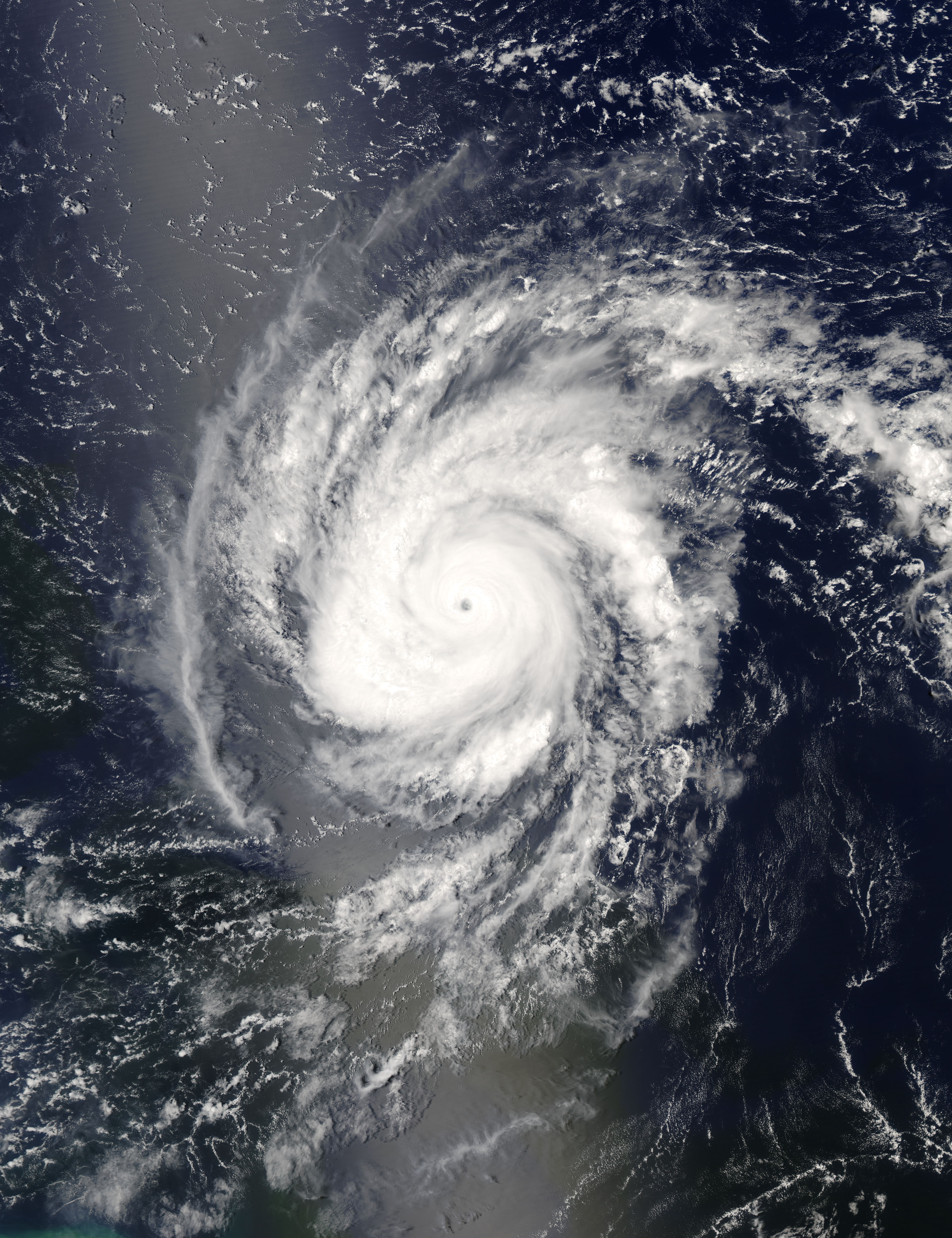 Hurricane Frances in the Atlantic - related image preview