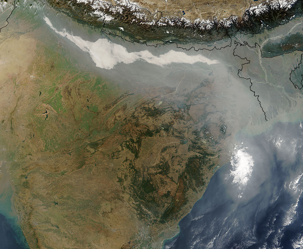 Haze and smog across Northern India - related image preview