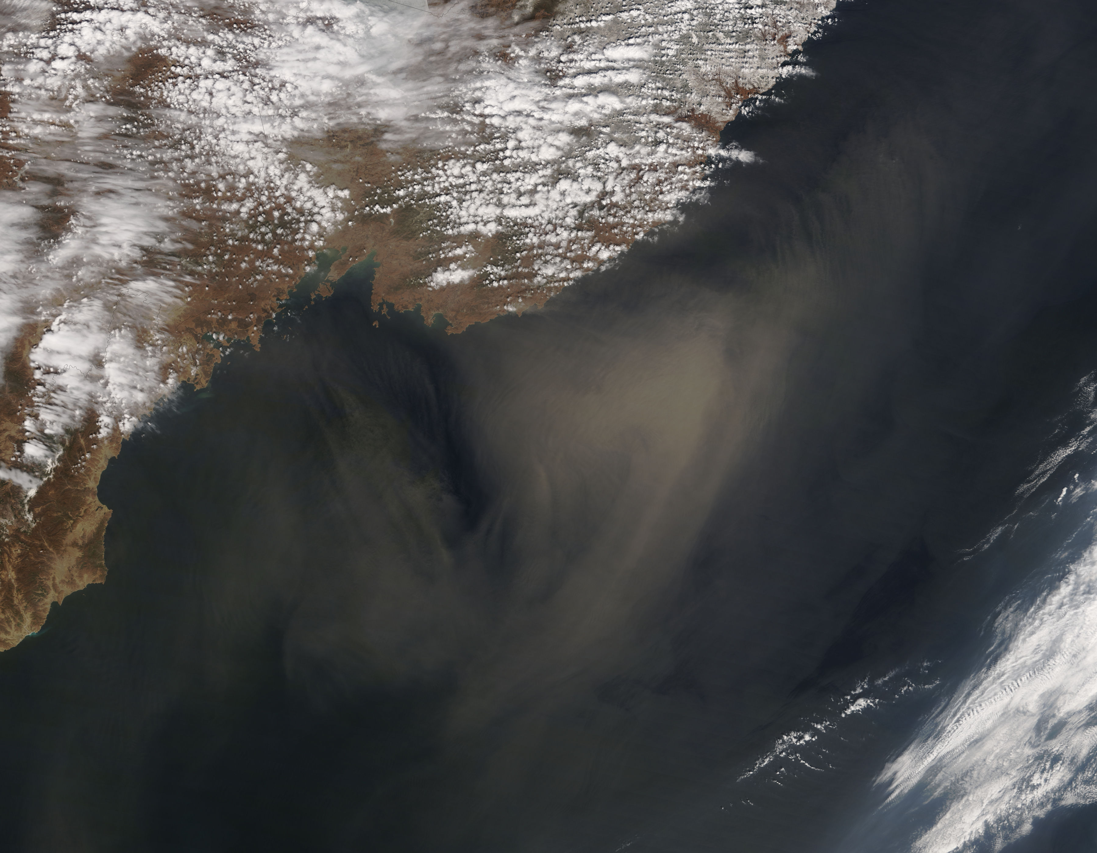 Dust over the Sea of Japan - related image preview