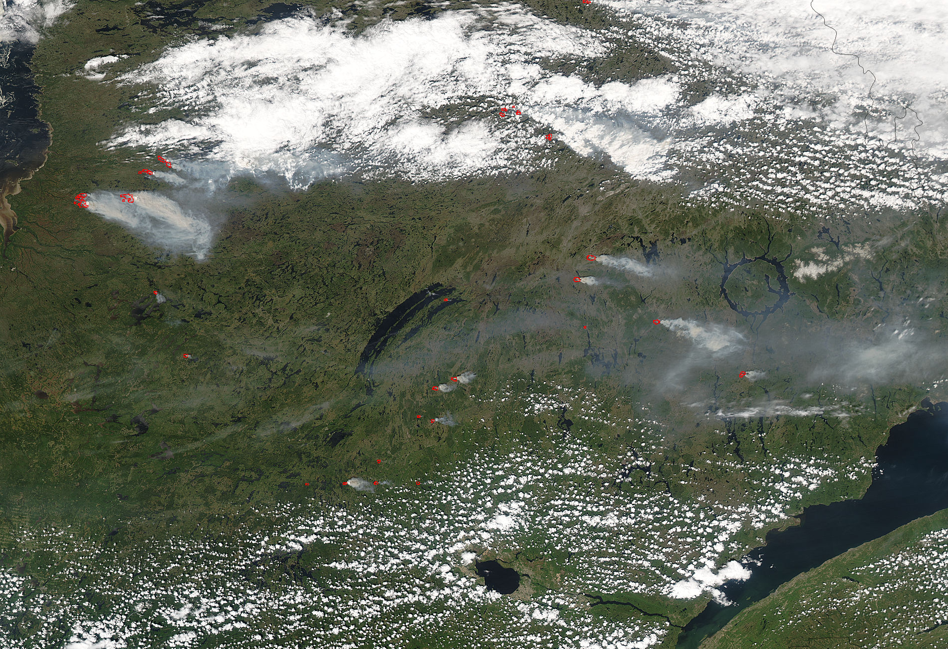 Fires across Quebec - related image preview