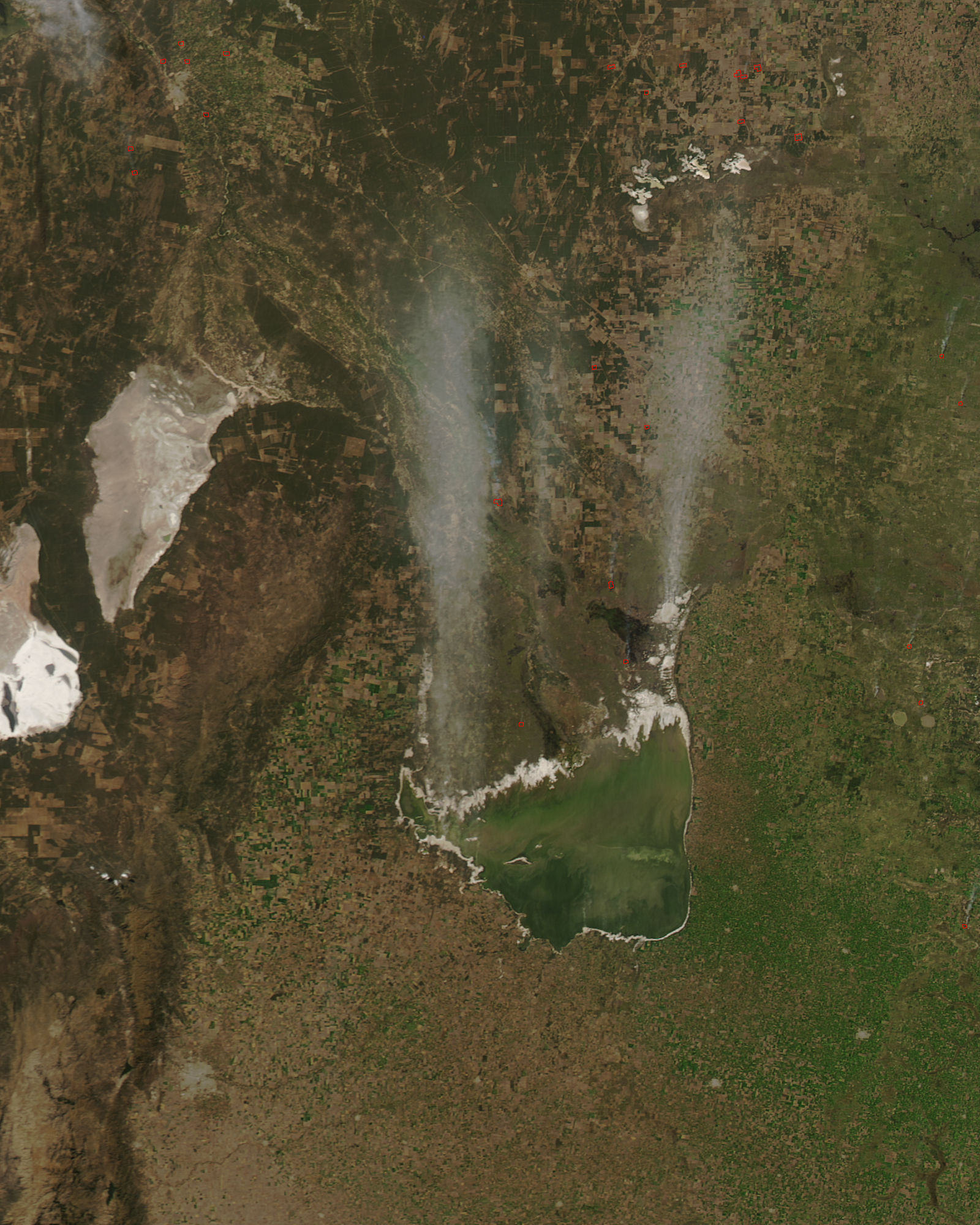 Dust storm near Laguna Mar Chiquita, Argentina - related image preview