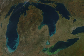Sediment and Algae Color the Great Lakes