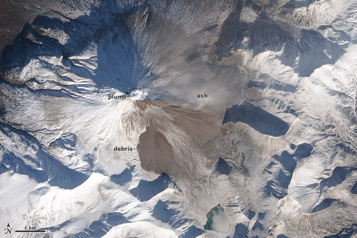 Activity at Kizimen Volcano - related image preview