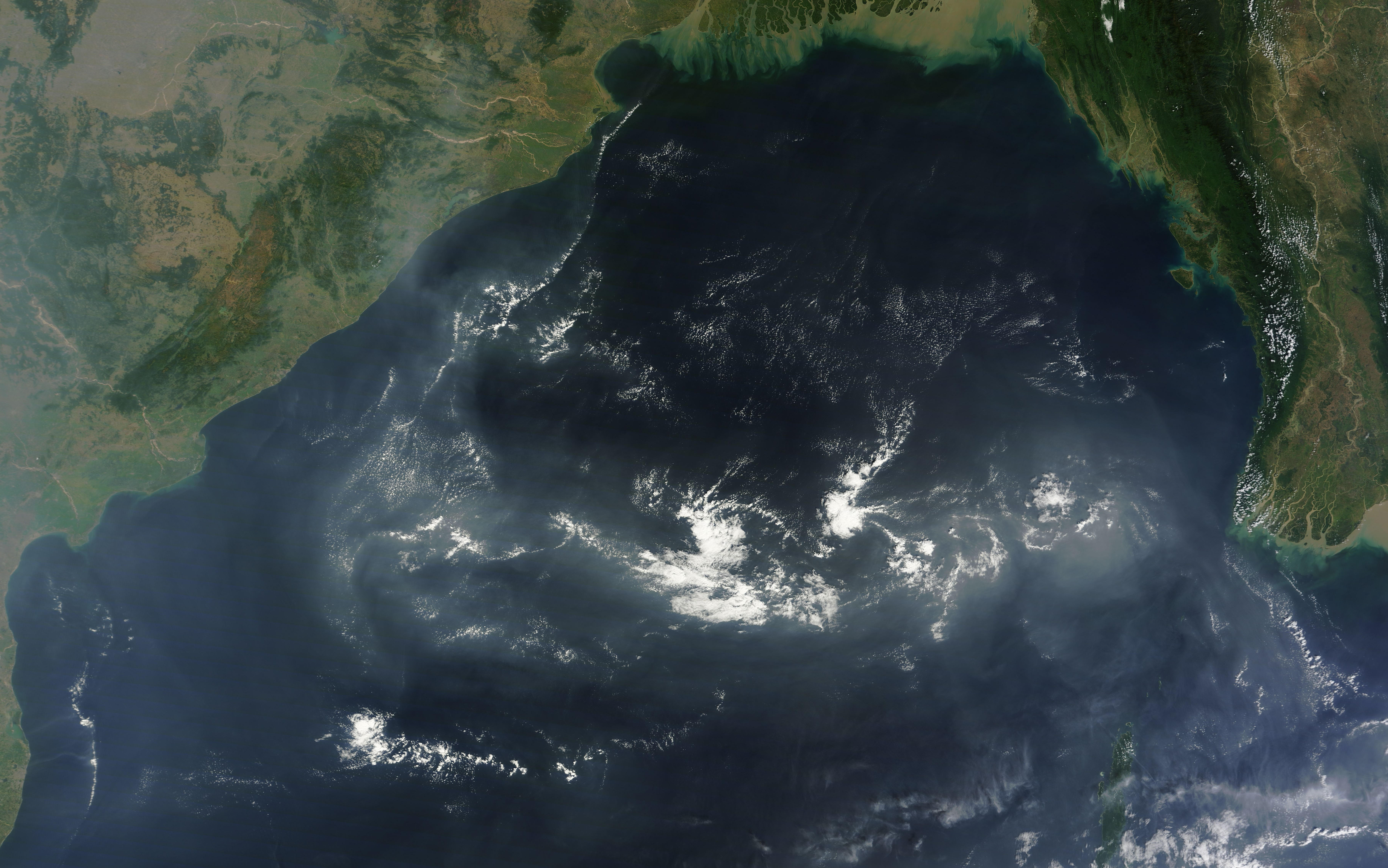 Haze over the Bay of Bengal - related image preview