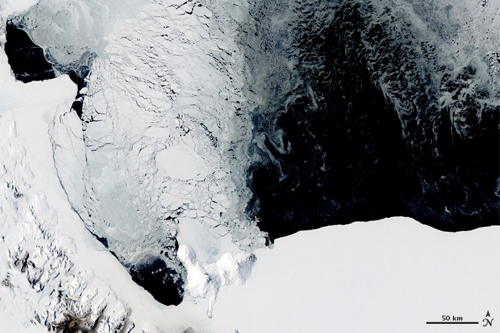 Polynya off the Antarctic Coast - related image preview