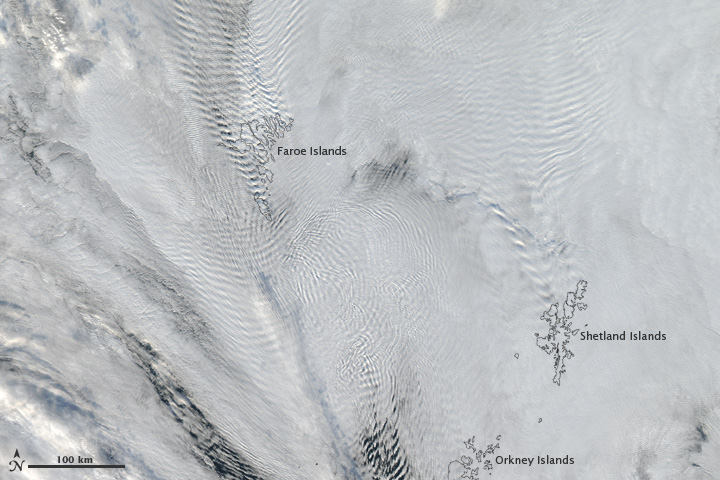 Ship Wave Clouds over the North Sea