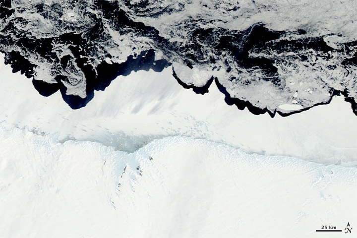 Ice Varieties along the Antarctic Coast - related image preview