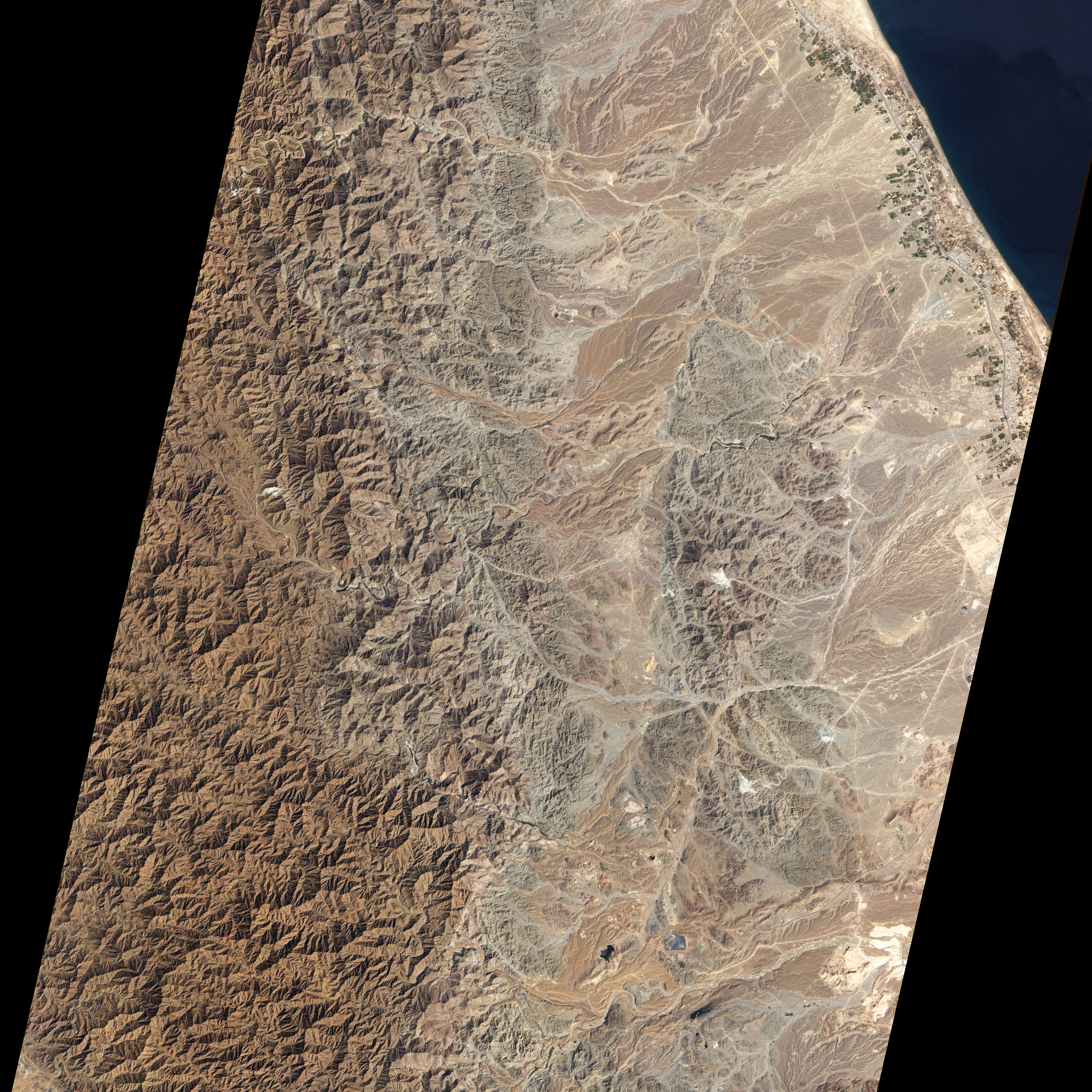 Earth’s Crust Exposed in Oman - related image preview