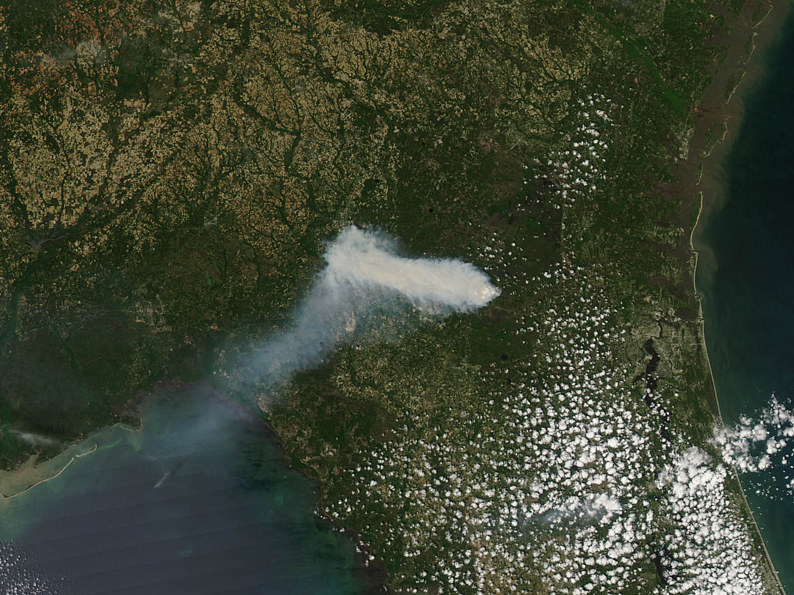 Wildfire Spreads Smoke Across Florida - related image preview