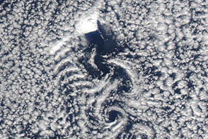 Von Kármán Vortices in the Greenland Sea