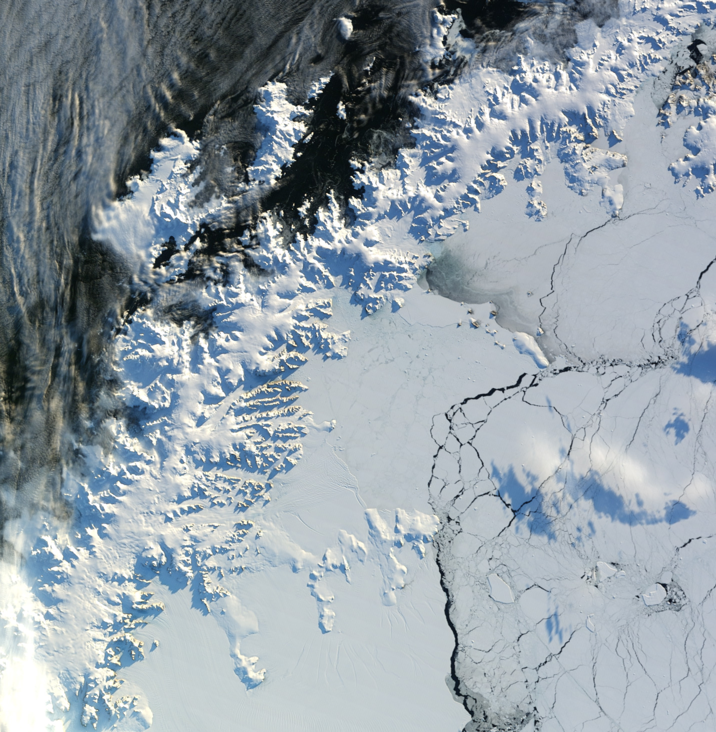 Sunny Skies over the Antarctic Peninsula - related image preview