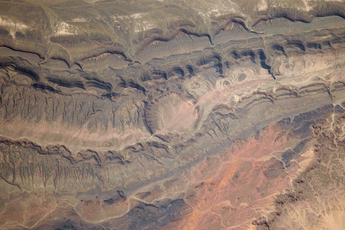 Ouarkziz Impact Crater, Algeria - related image preview