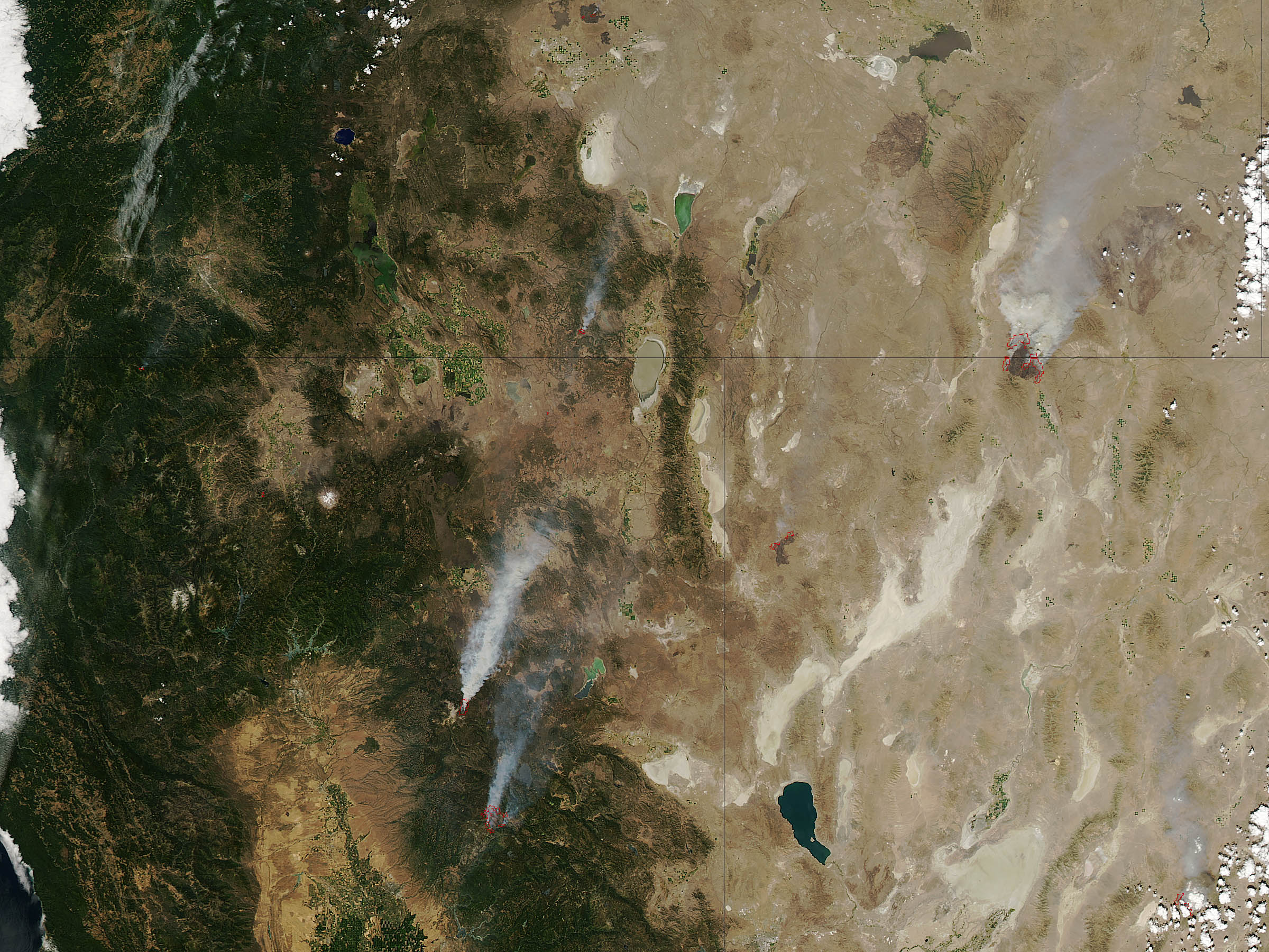 Holloway Fire in Oregon and Nevada - related image preview