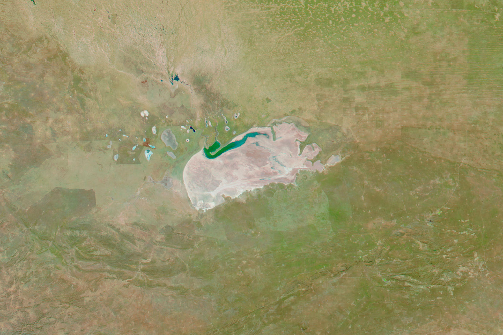 Flooding and Drought in Etosha Pan - related image preview