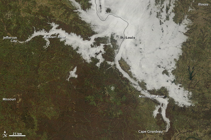 Dense Fog over the Missouri and Mississippi Rivers