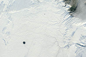 Ice-Free Crater Lakes on Ungava Peninsula